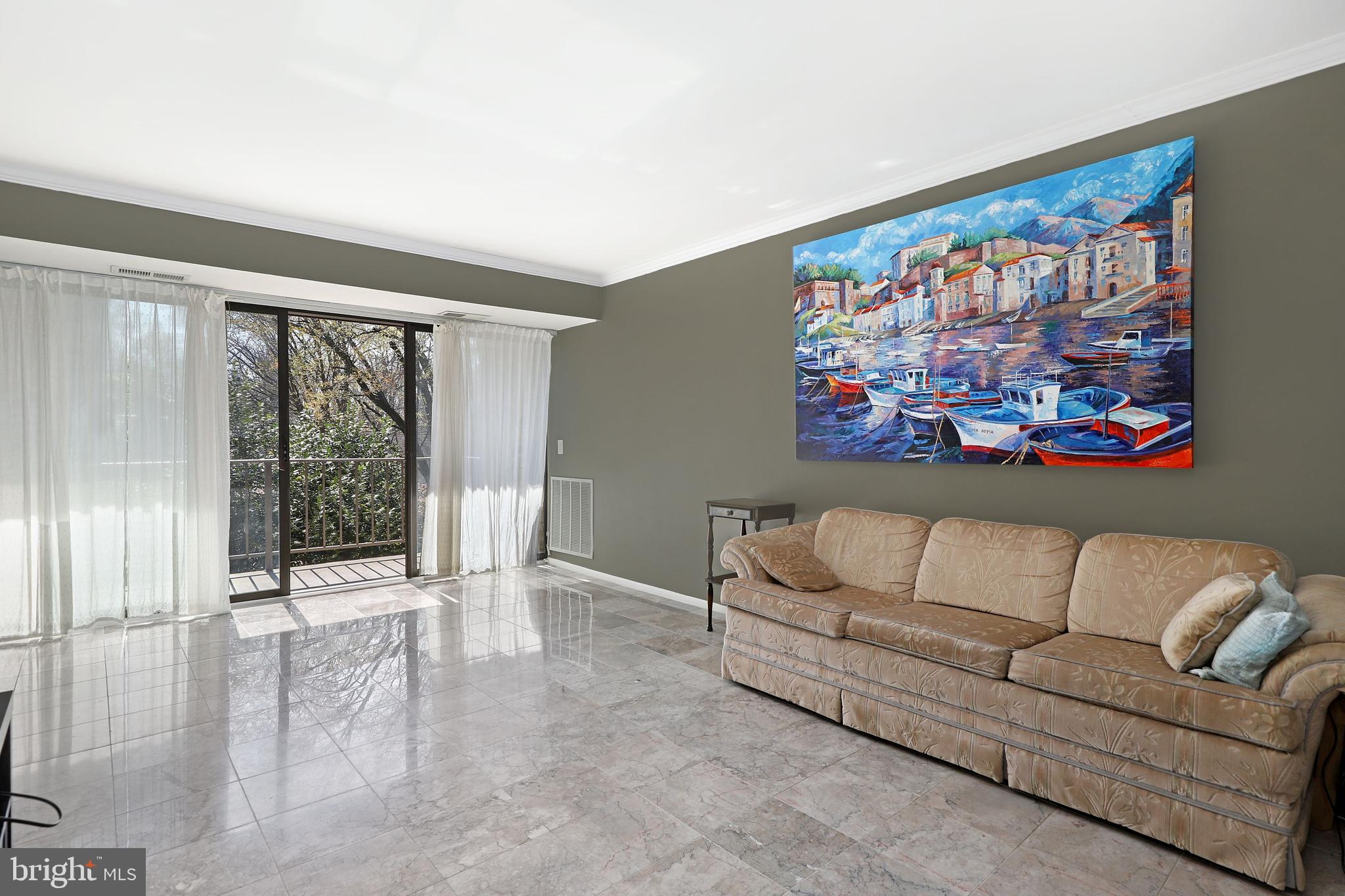 SOUTHGATE - Residential