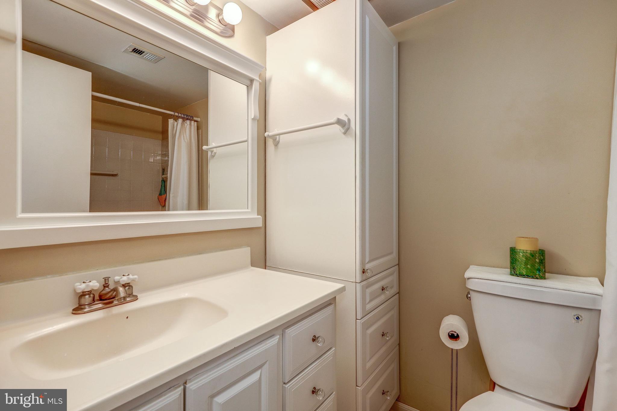 SOUTHGATE - Residential