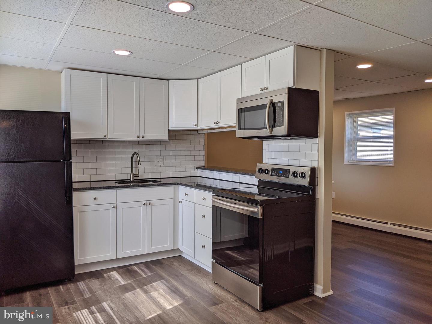 115 N MAIN STREET 6