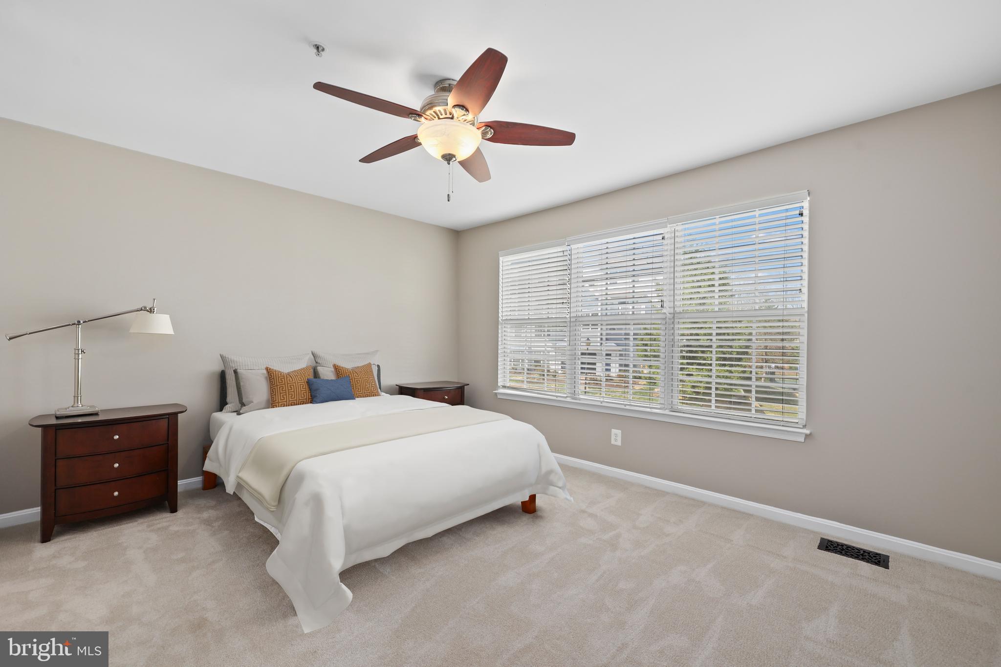 LAKE RIDGE POINTE CONDO - Residential