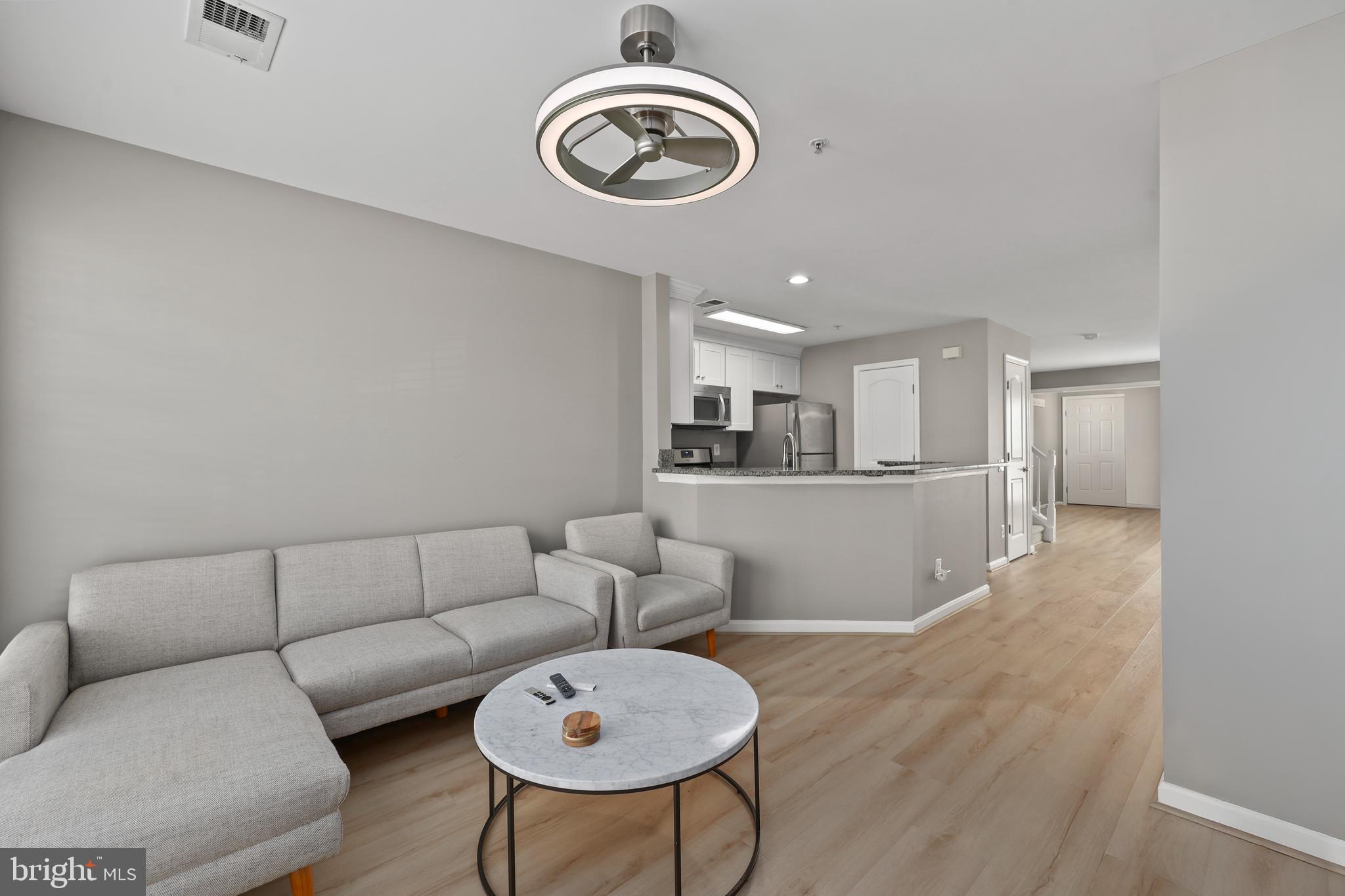 LAKE RIDGE POINTE CONDO - Residential