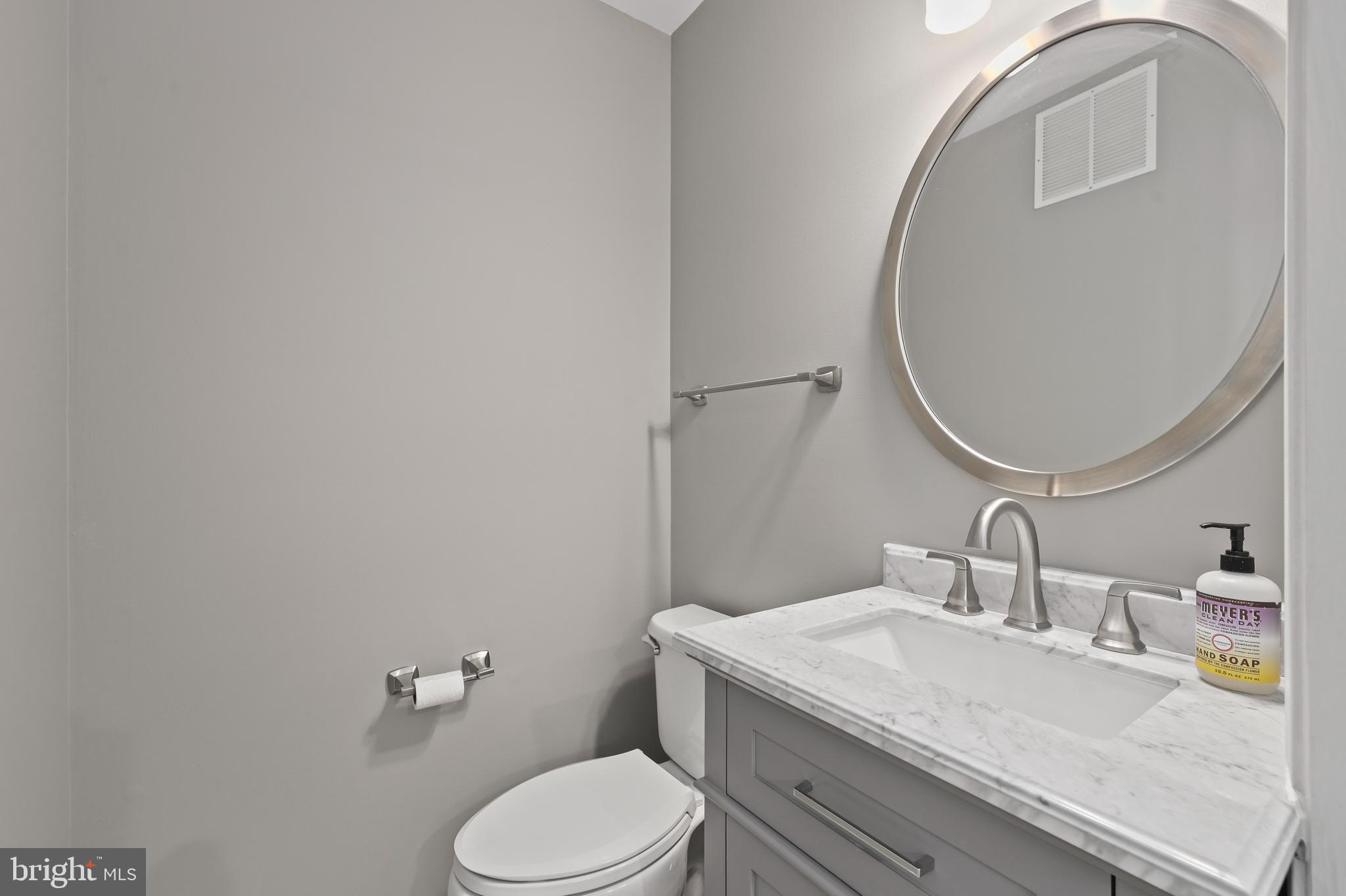 LAKE RIDGE POINTE CONDO - Residential