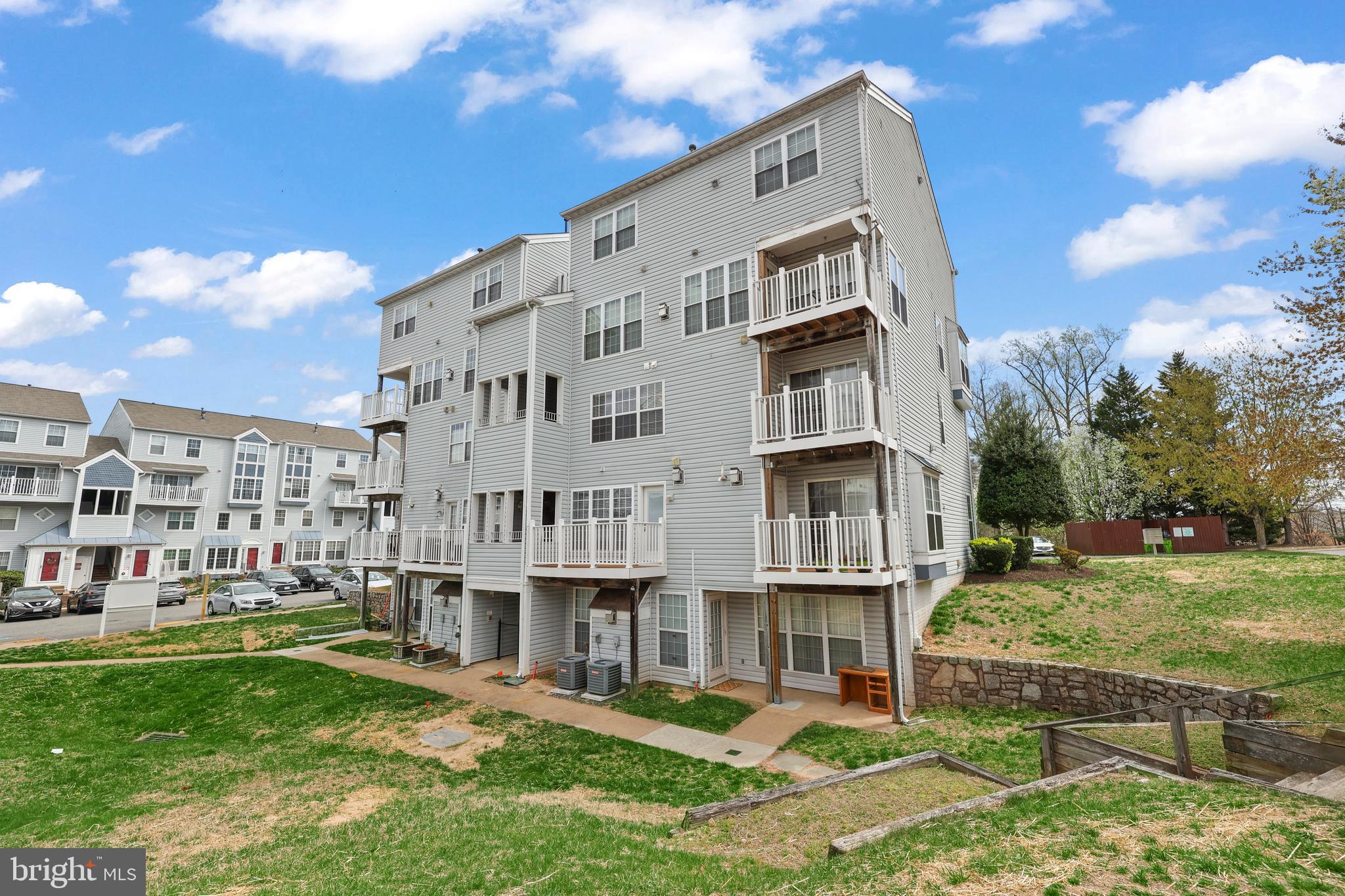 LAKE RIDGE POINTE CONDO - Residential