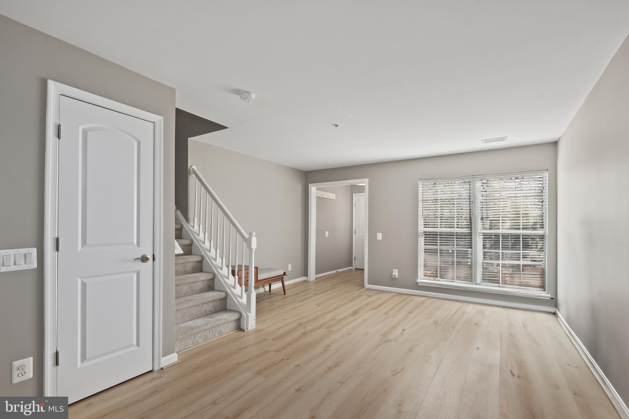 LAKE RIDGE POINTE CONDO - Residential