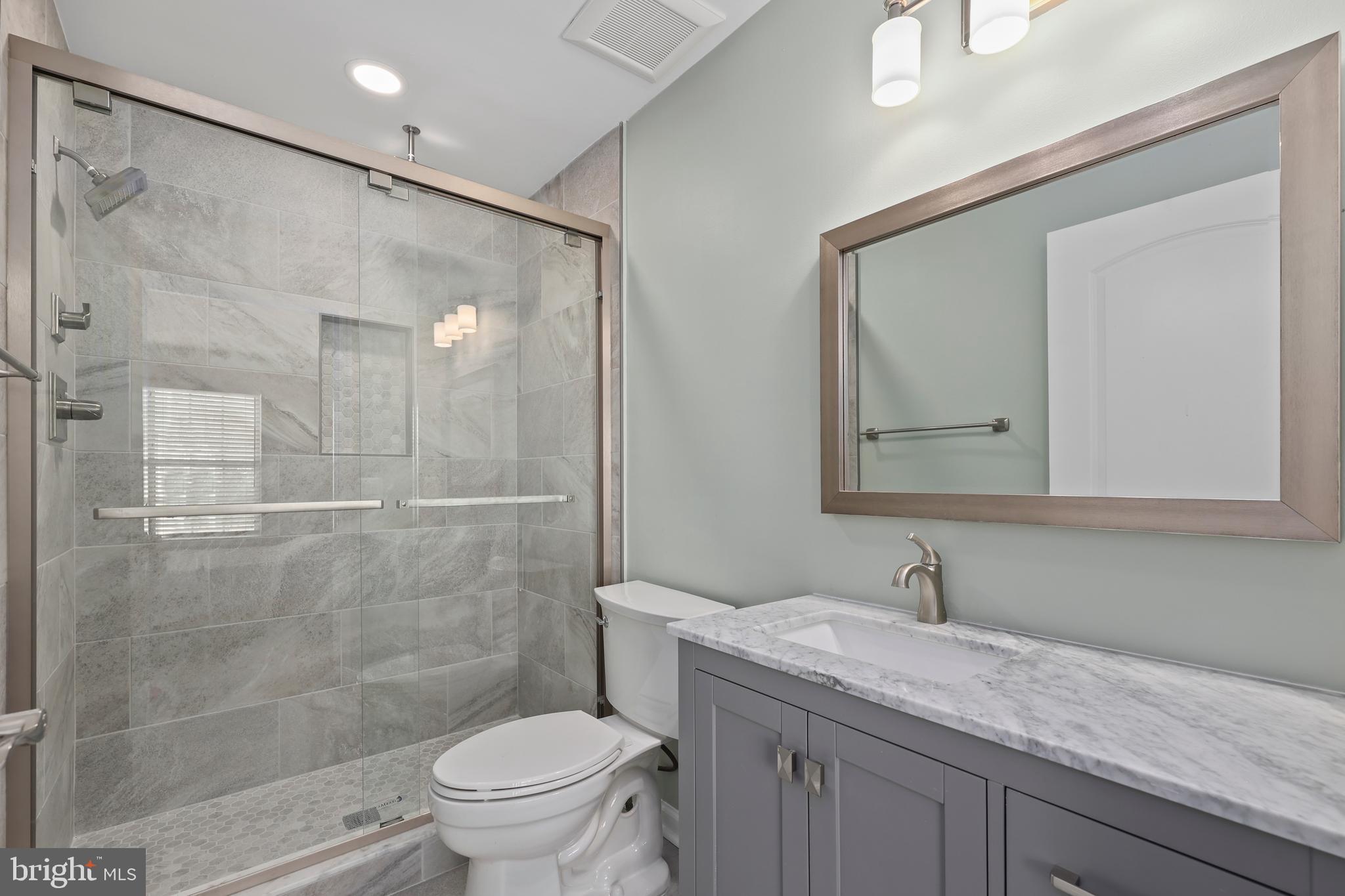 LAKE RIDGE POINTE CONDO - Residential