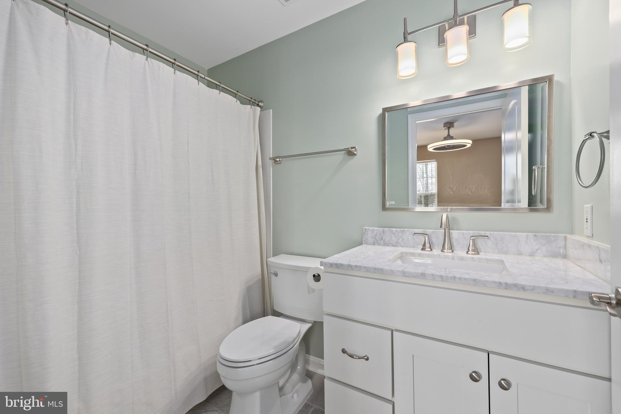 LAKE RIDGE POINTE CONDO - Residential