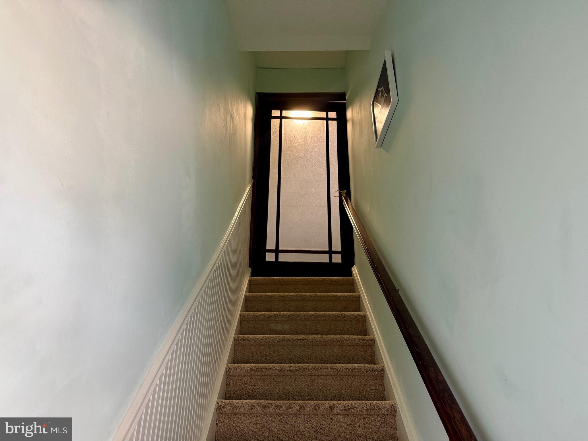 30 HOPKINSON COURT 164