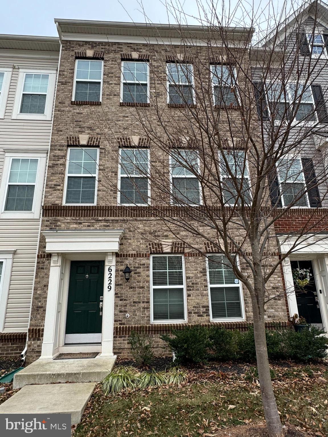 JEFFERSON PLACE - Residential Lease