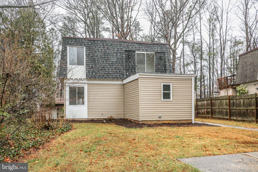 Spacious, Updated, and No HOA – The Perfect Lake Ridge, VA Retreat!