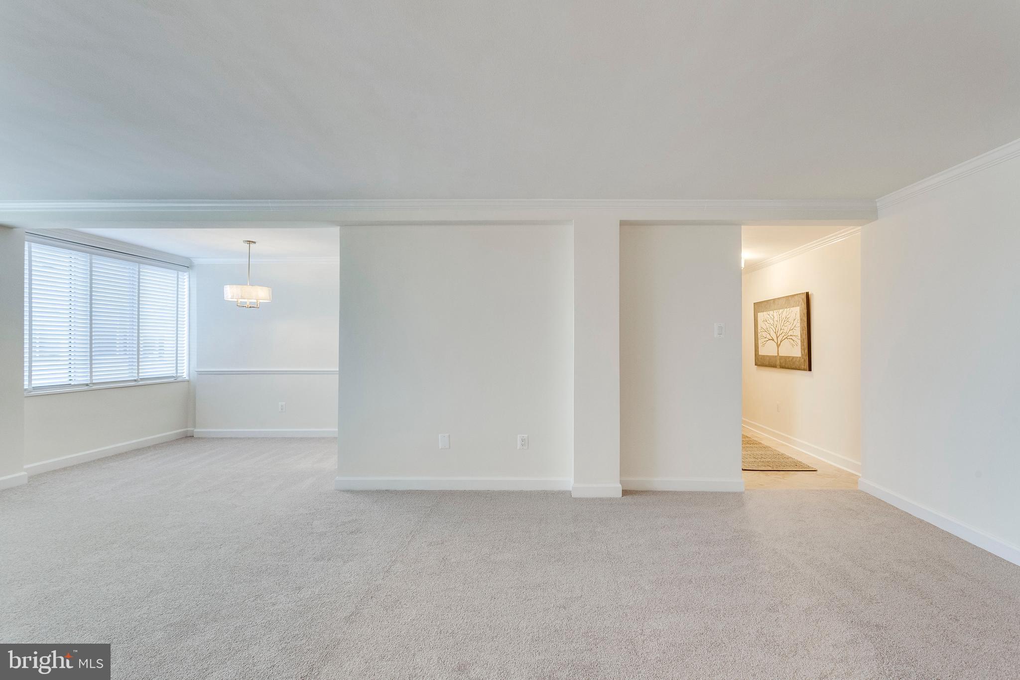 RIVER TOWERS - Residential Lease