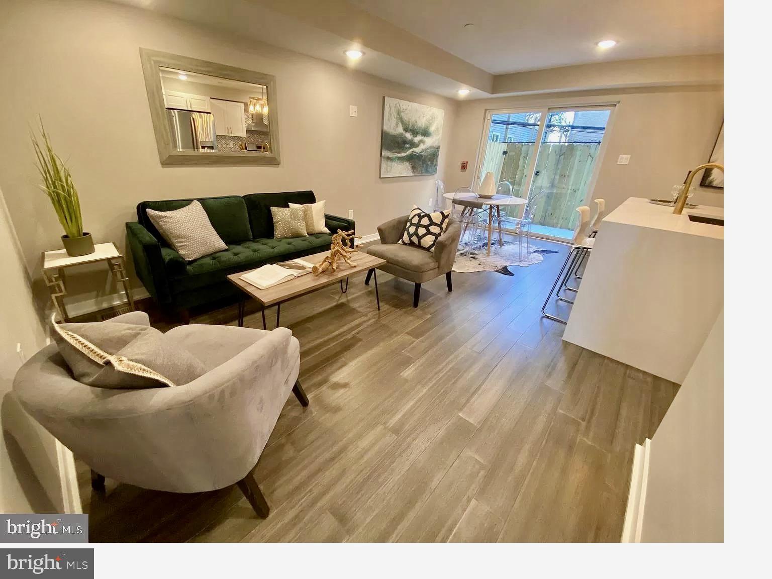 ART MUSEUM AREA - Residential Lease