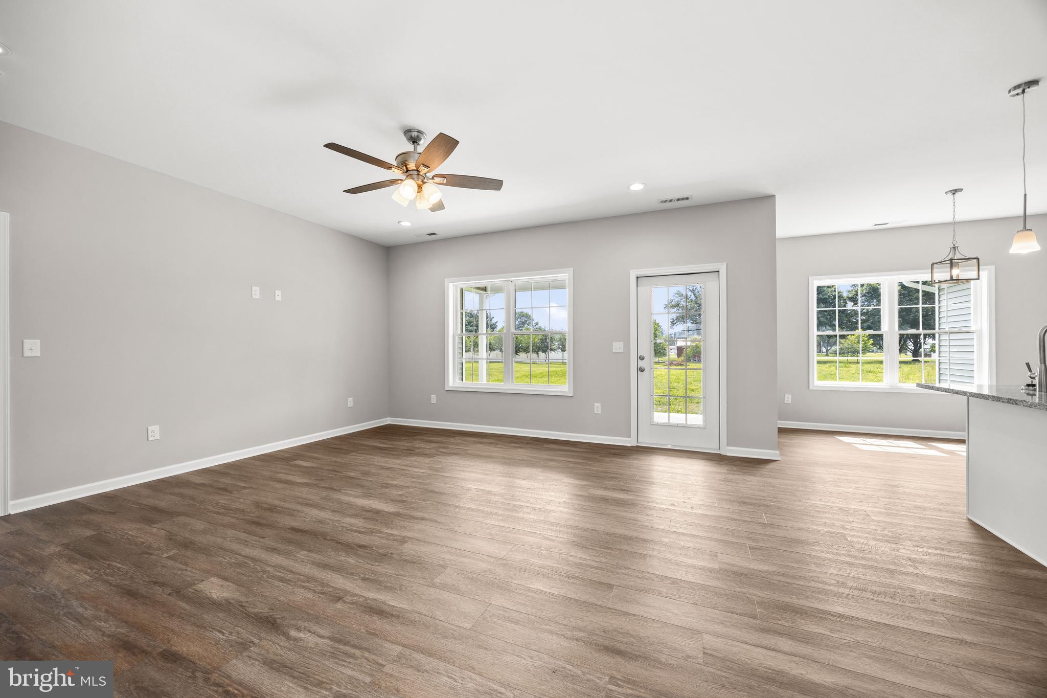 KING FARMS - Residential