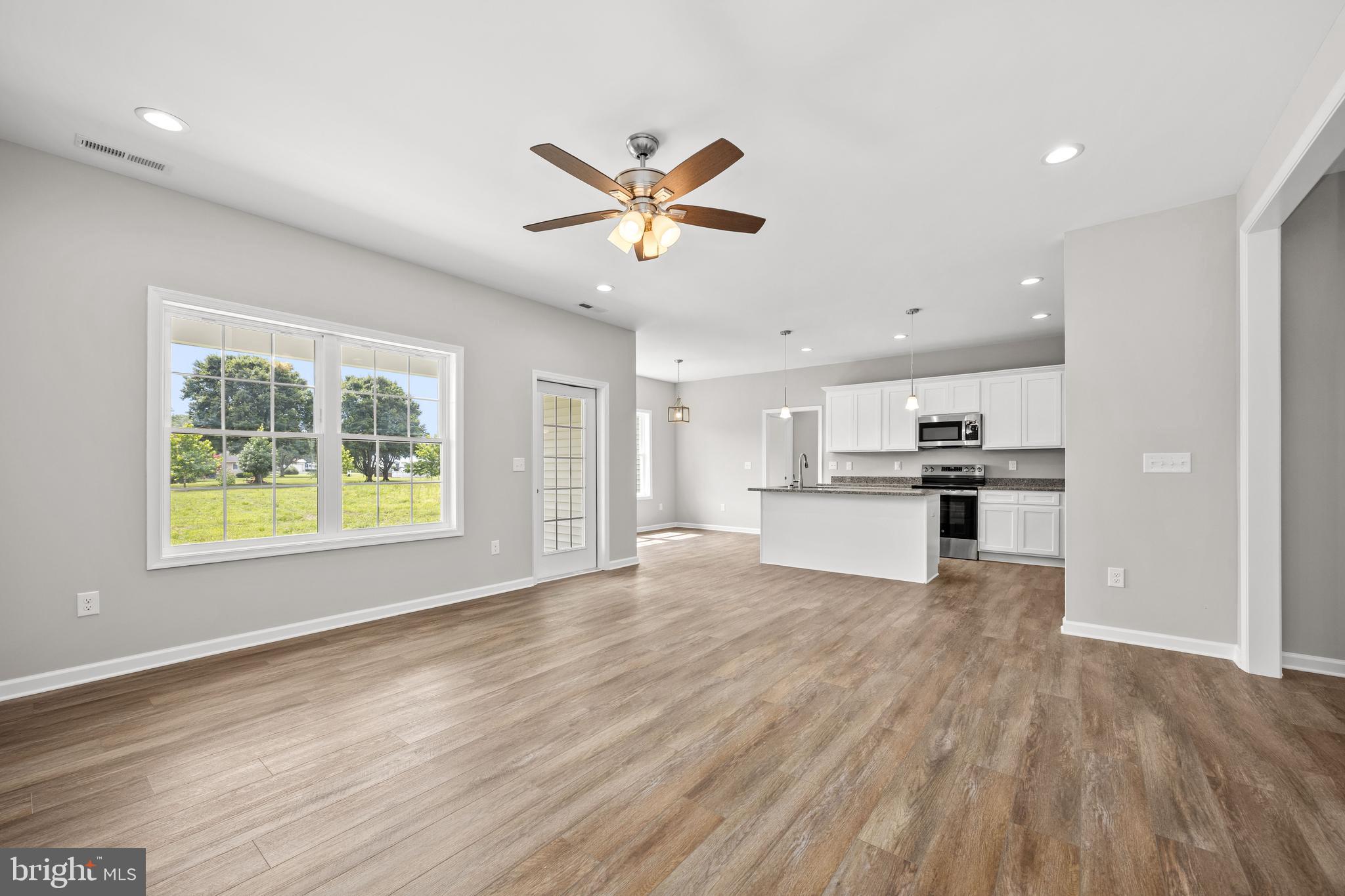 KING FARMS - Residential