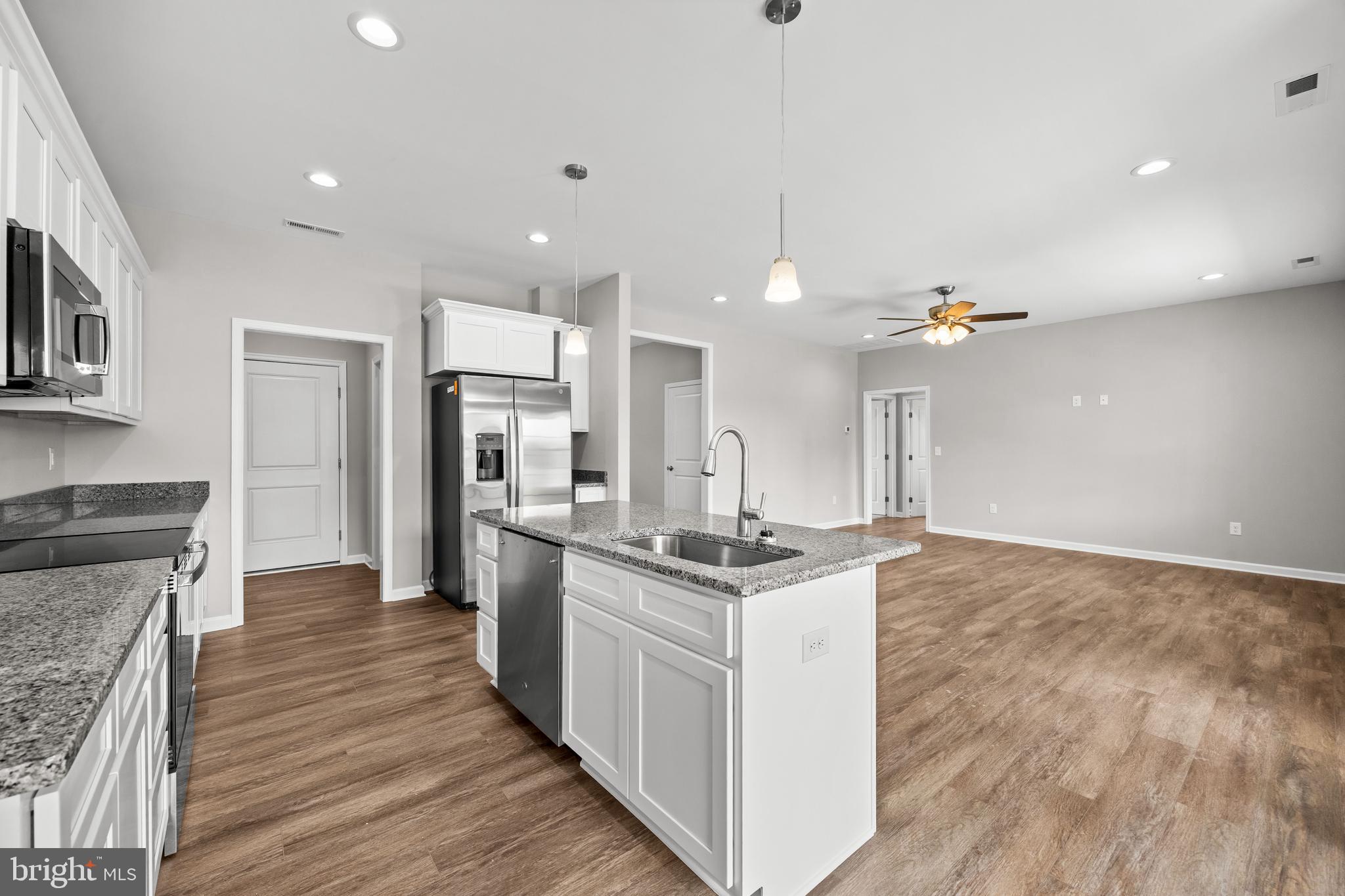 KING FARMS - Residential