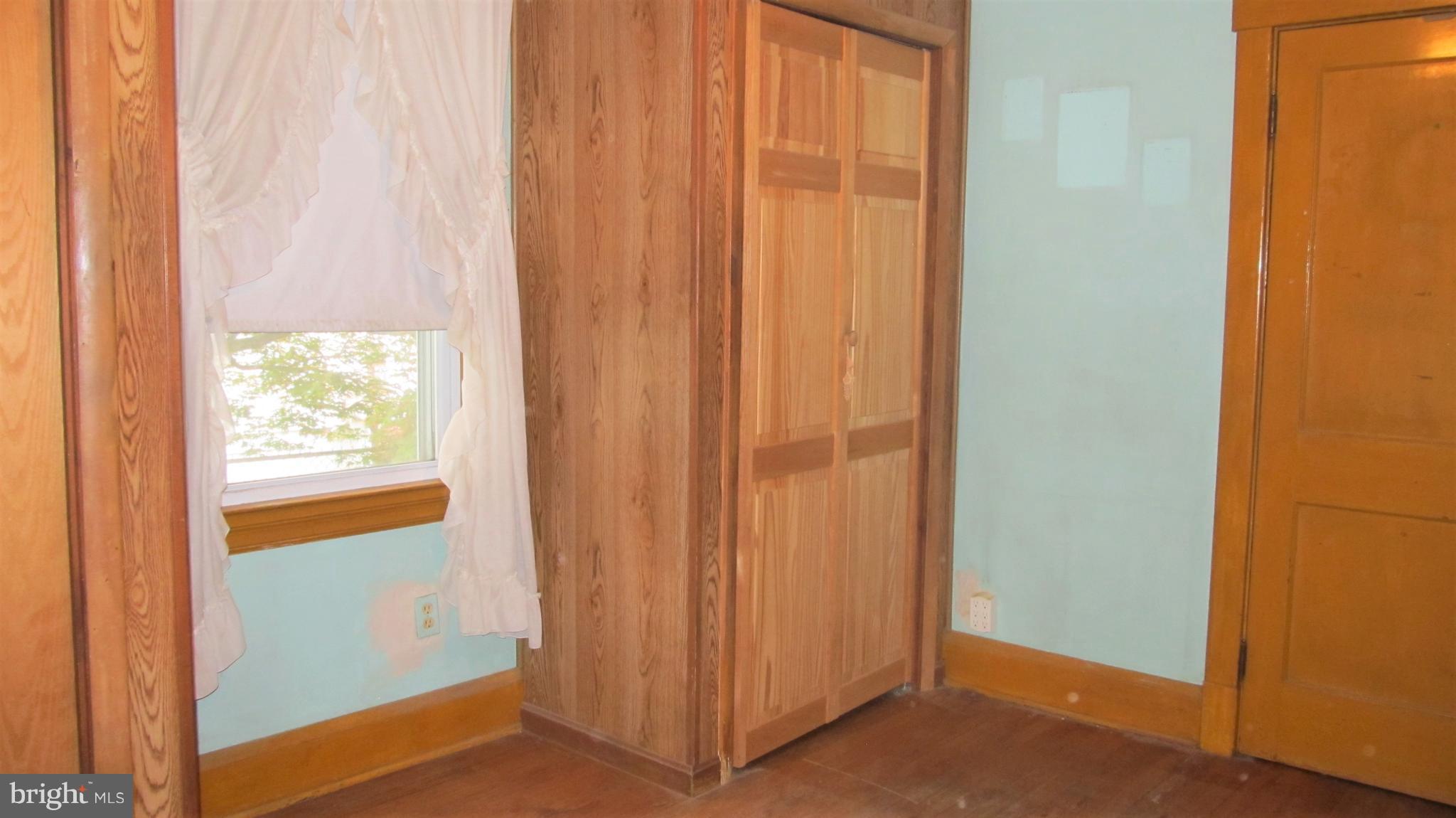 BALTIMORE HIGHLANDS - Residential