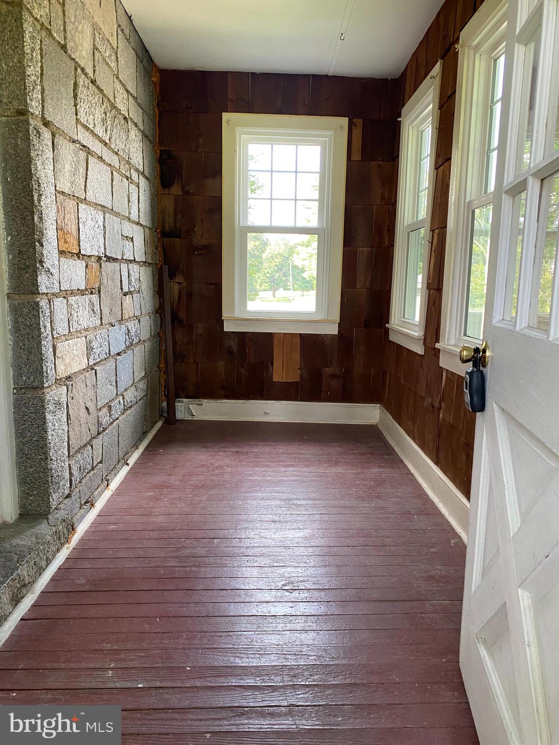 JARRETTSVILLE - Residential