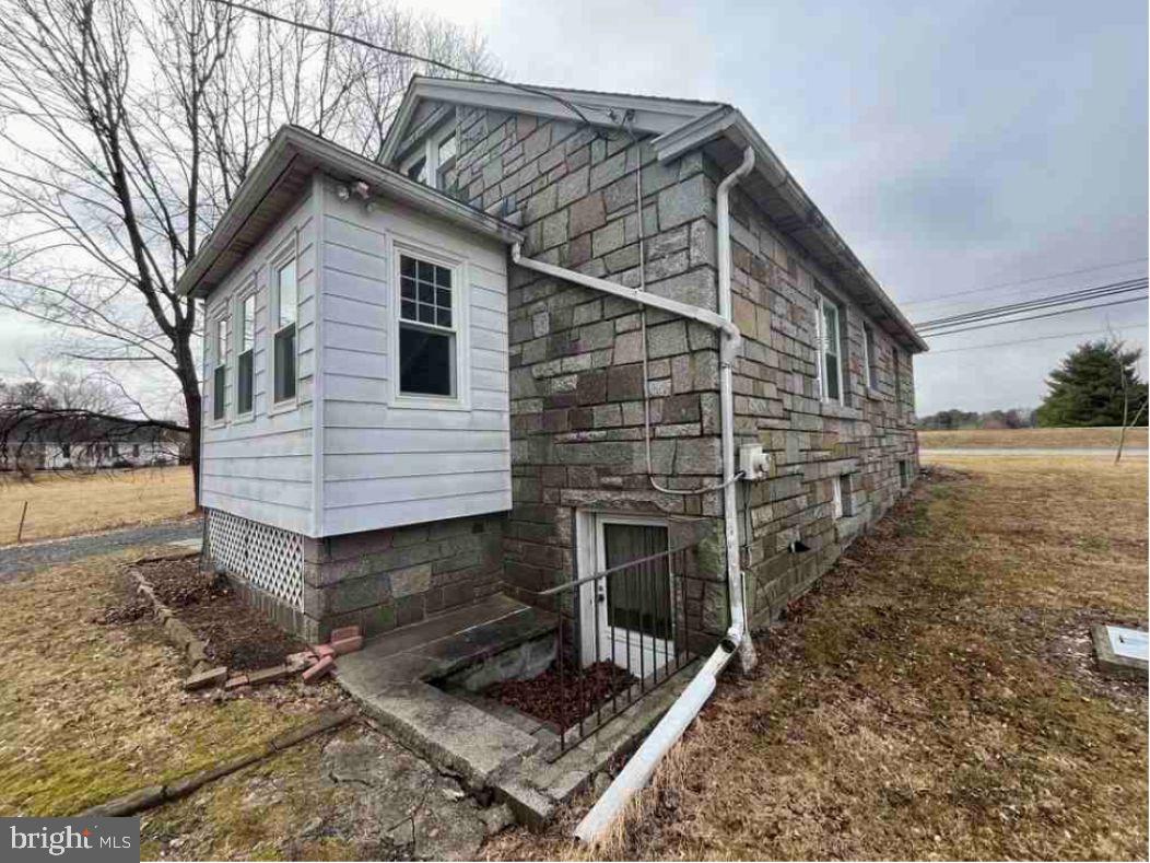 JARRETTSVILLE - Residential