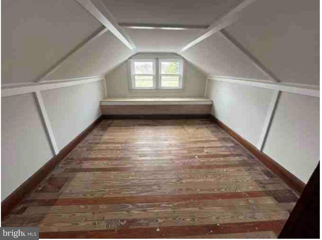 JARRETTSVILLE - Residential