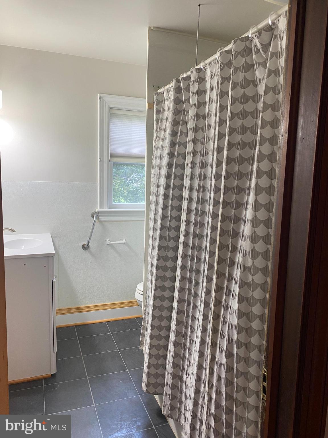 JARRETTSVILLE - Residential