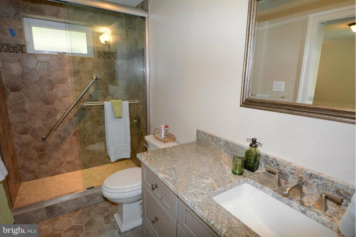 STRATFORD HILLS - Residential Lease