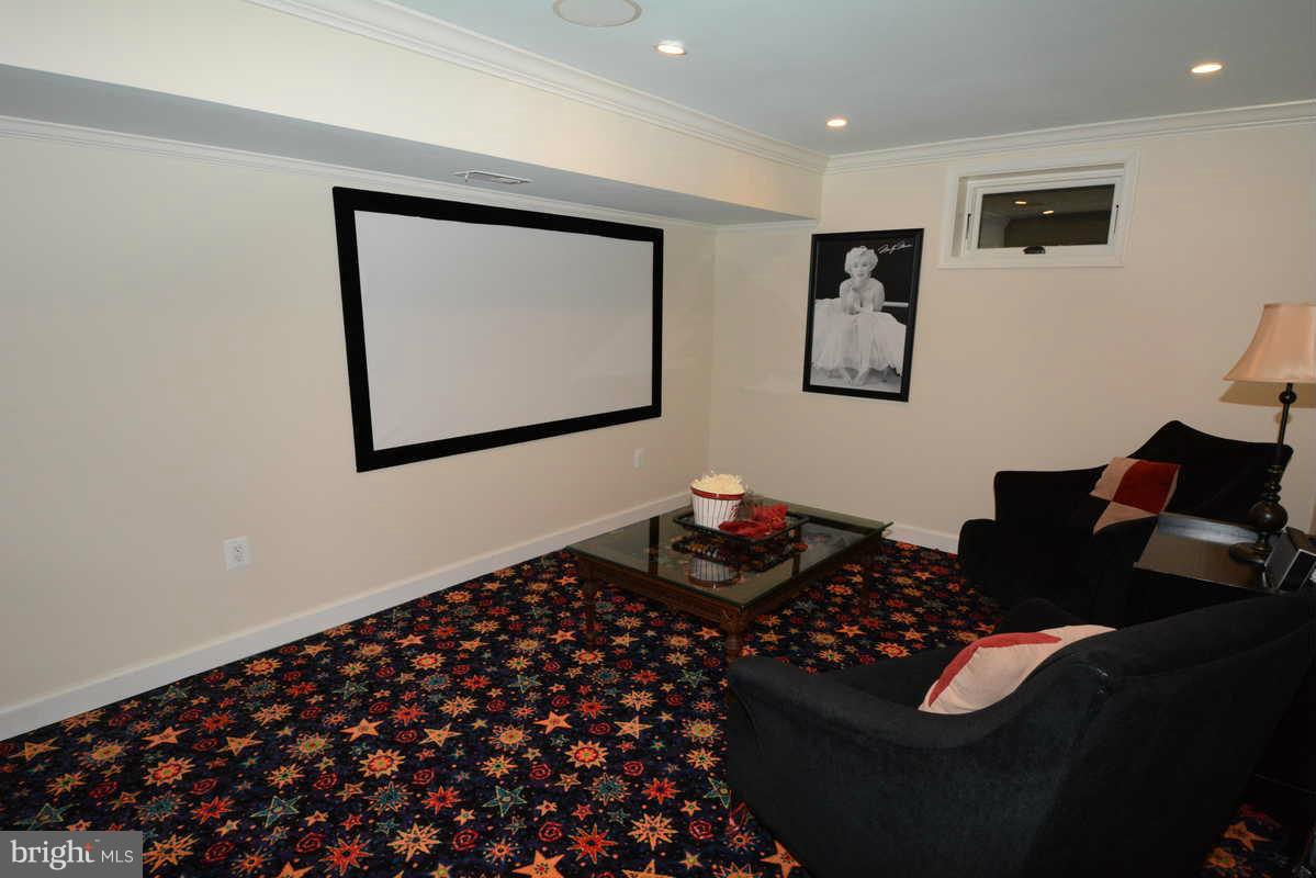 STRATFORD HILLS - Residential Lease