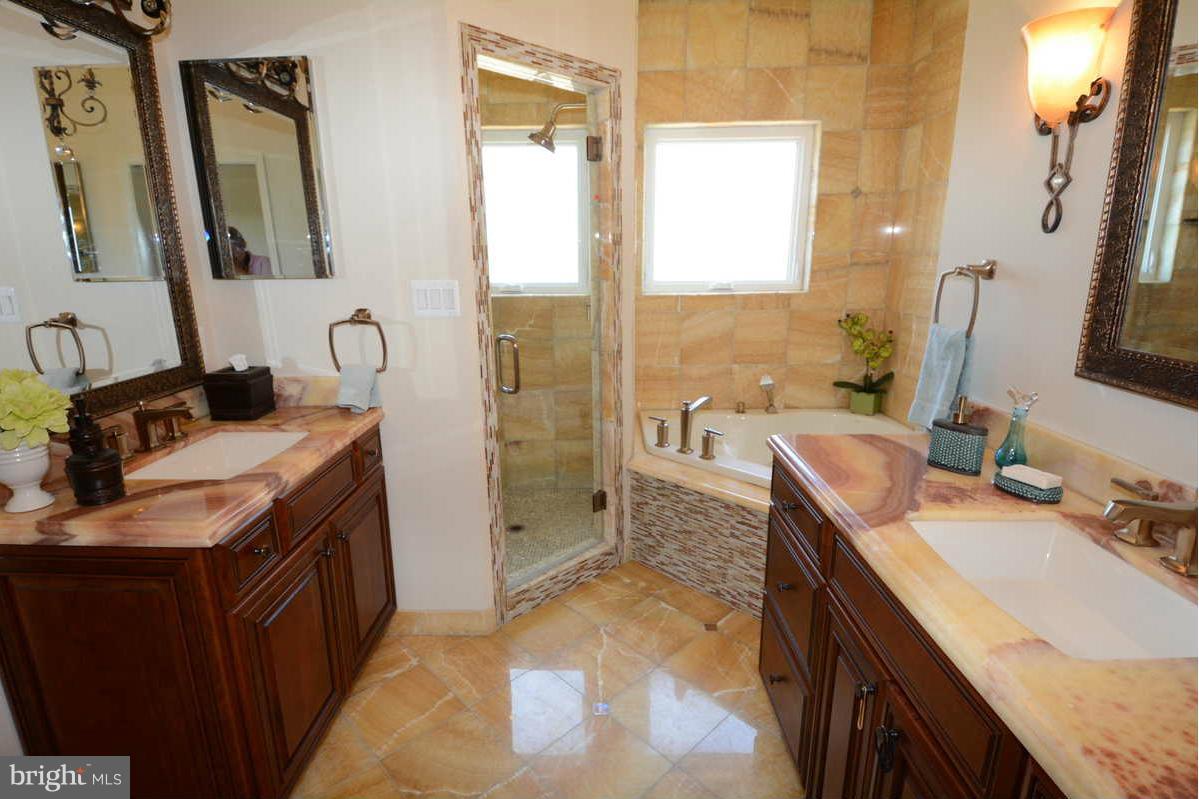 STRATFORD HILLS - Residential Lease