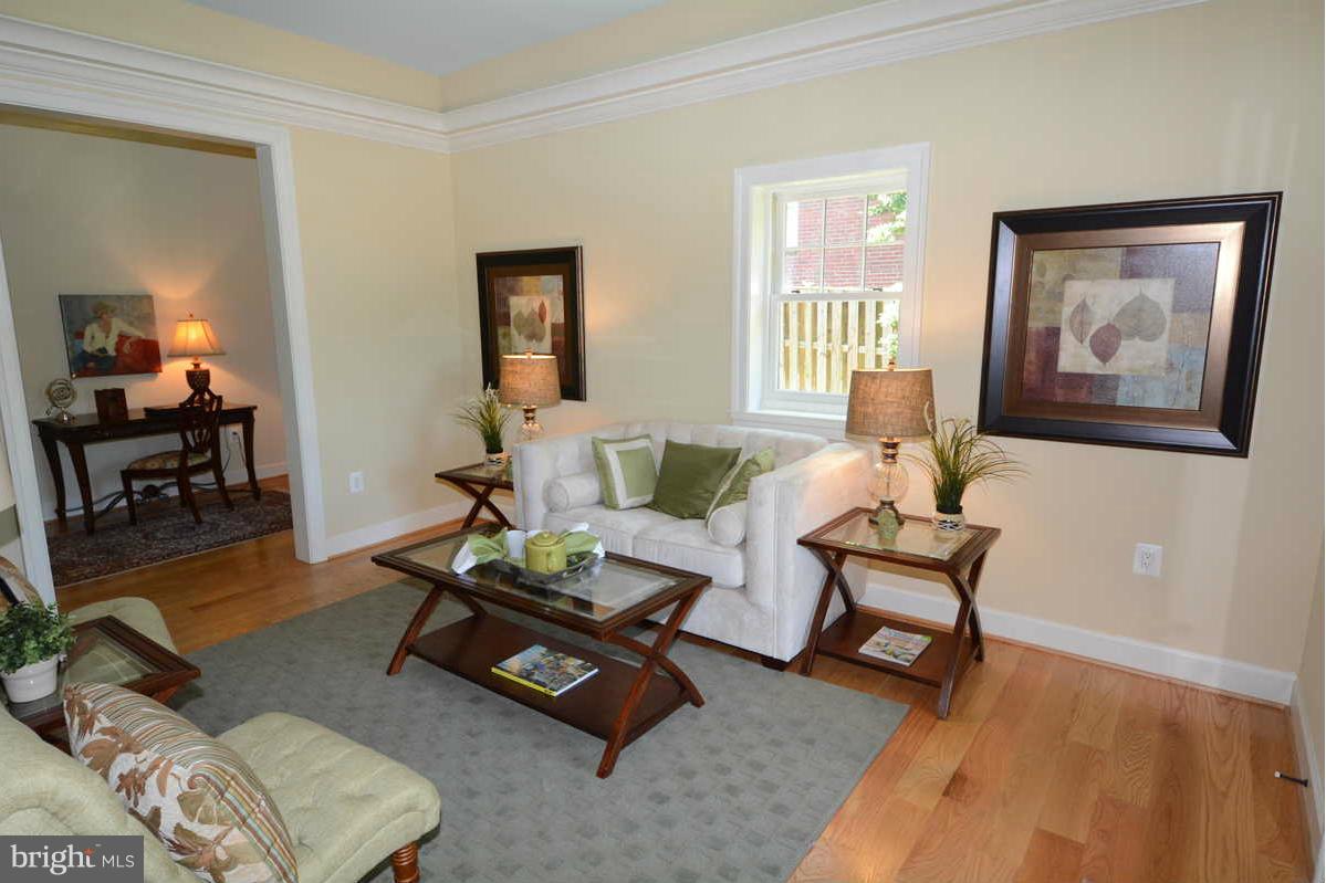 STRATFORD HILLS - Residential Lease