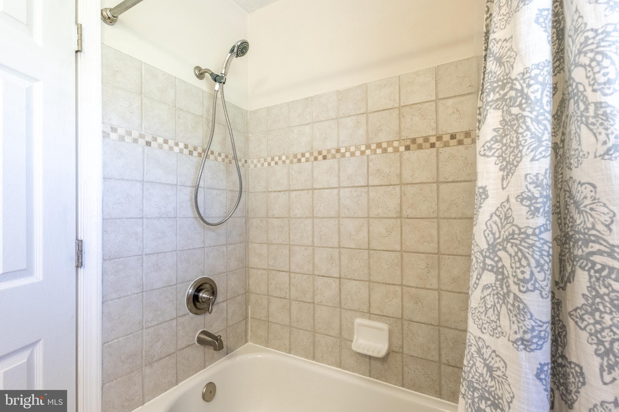 BOWIE - Residential Lease