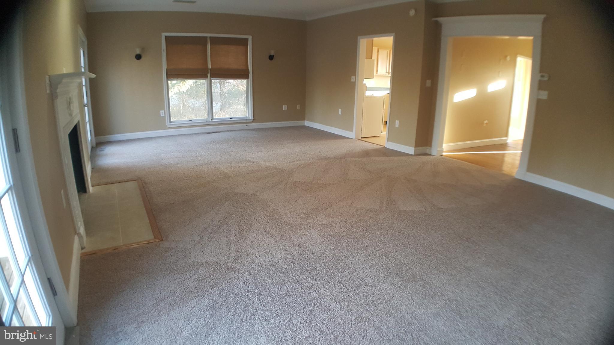 PIKEVIEW ACRES - Residential Lease