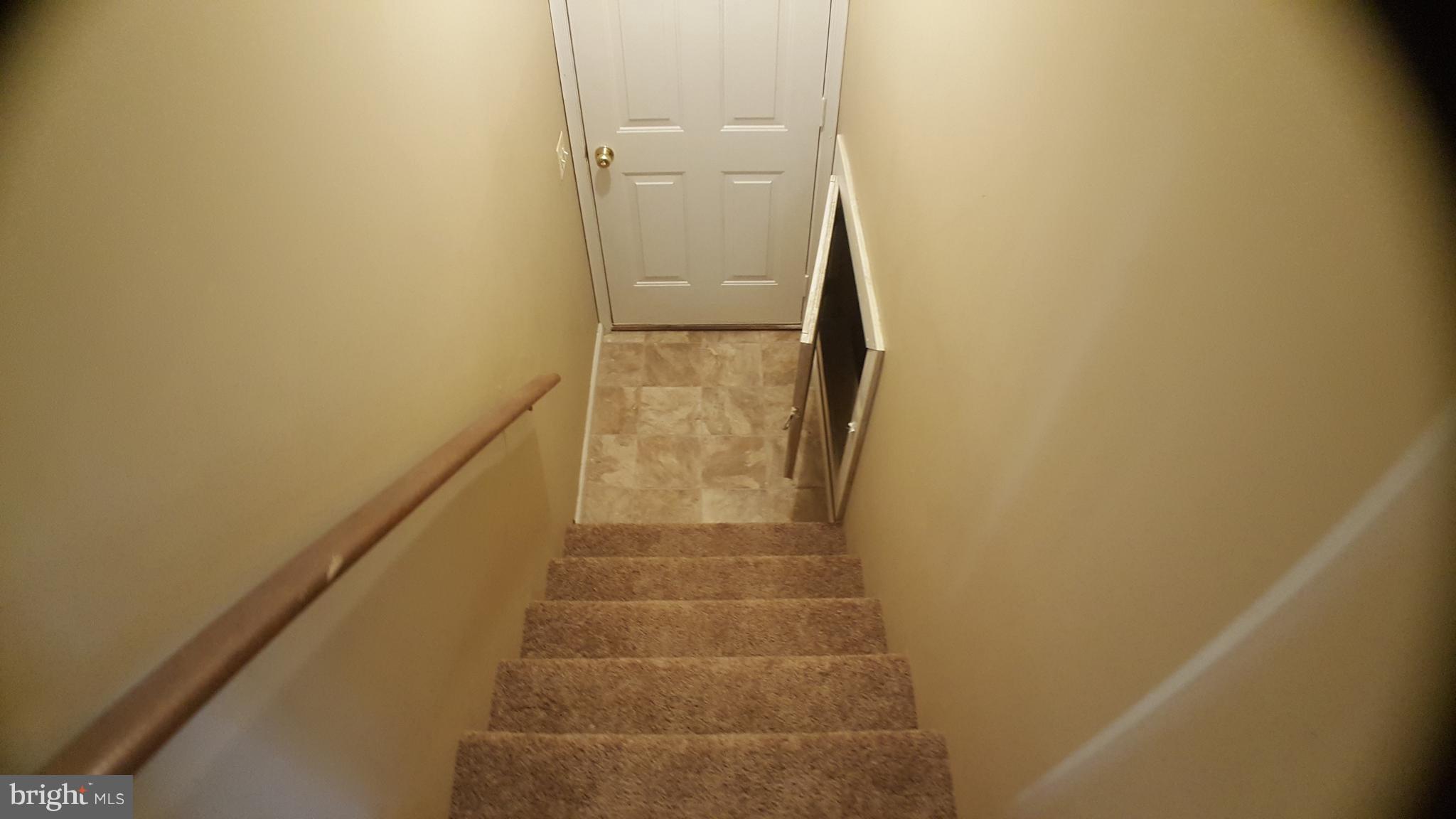 PIKEVIEW ACRES - Residential Lease