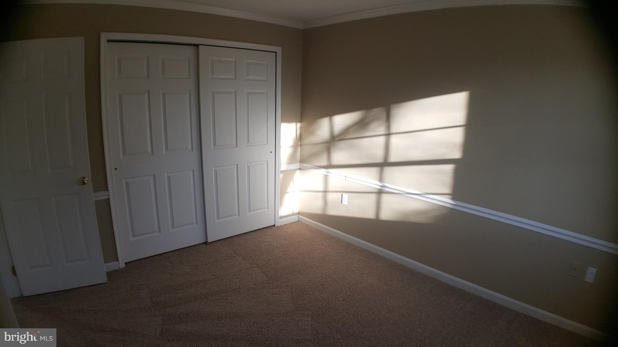 PIKEVIEW ACRES - Residential Lease