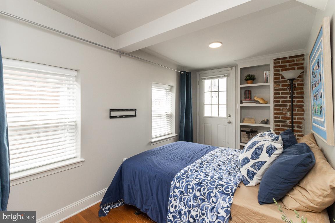 BUTCHERS HILL - Residential