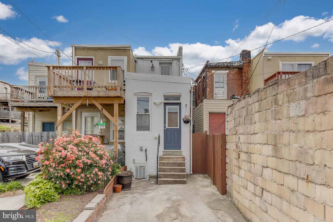 BUTCHERS HILL - Residential