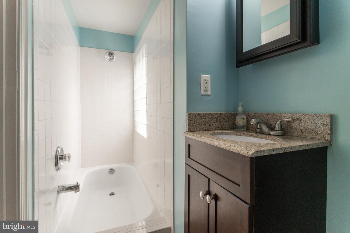 BUTCHERS HILL - Residential