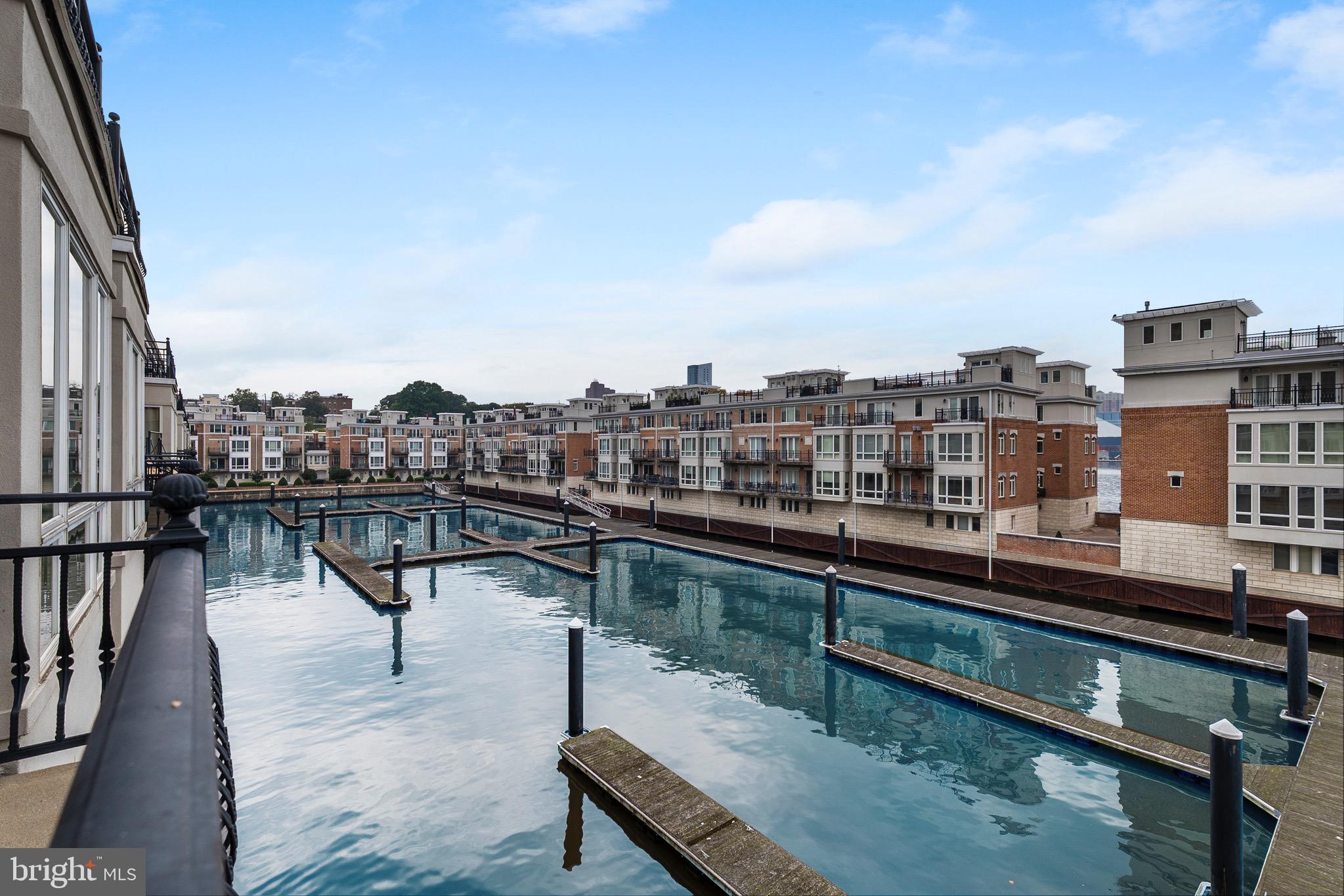 PIER HOMES AT HARBORVIEW - Residential