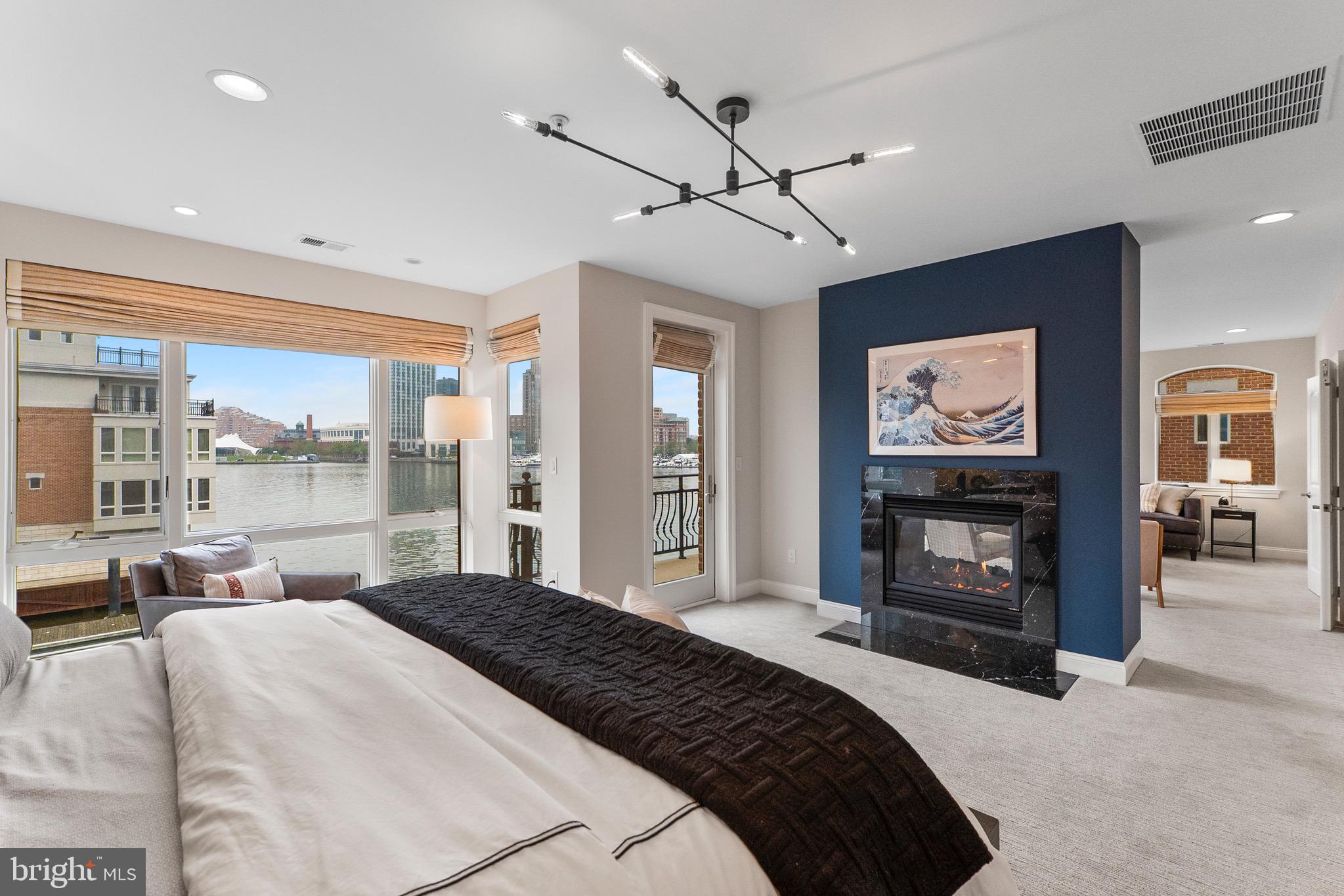 PIER HOMES AT HARBORVIEW - Residential