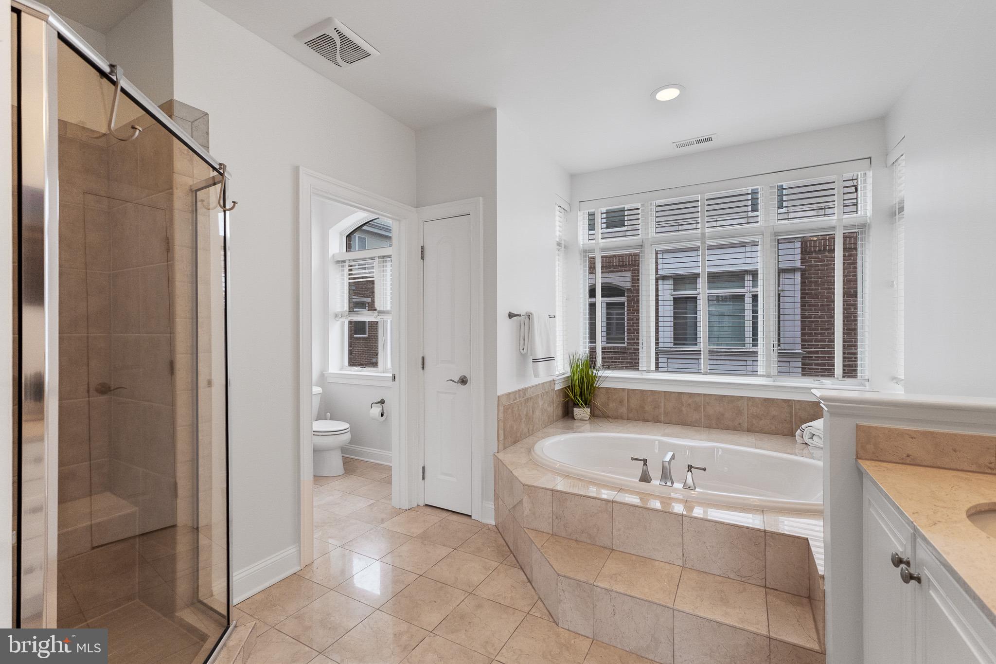 PIER HOMES AT HARBORVIEW - Residential