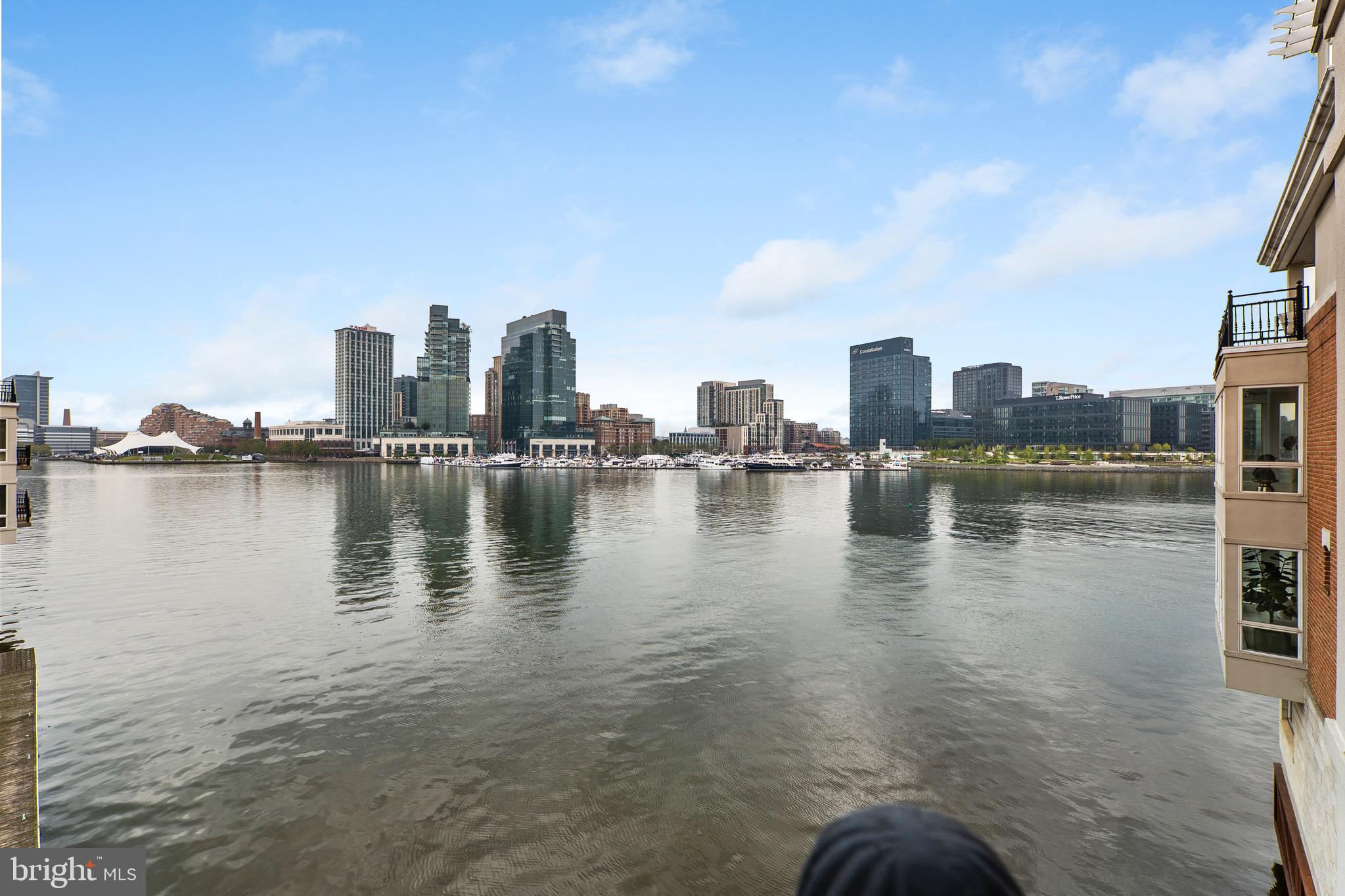 PIER HOMES AT HARBORVIEW - Residential
