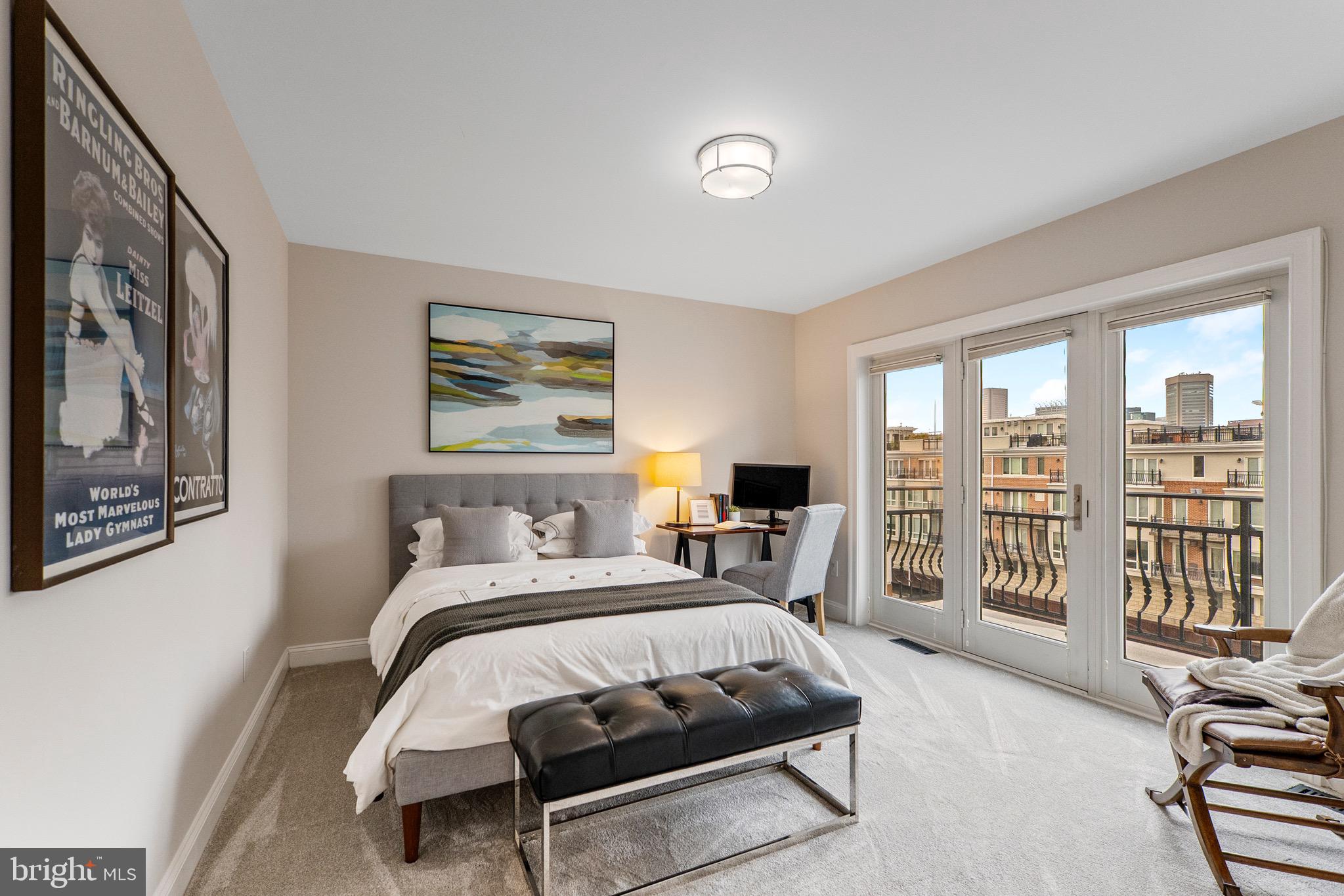 PIER HOMES AT HARBORVIEW - Residential