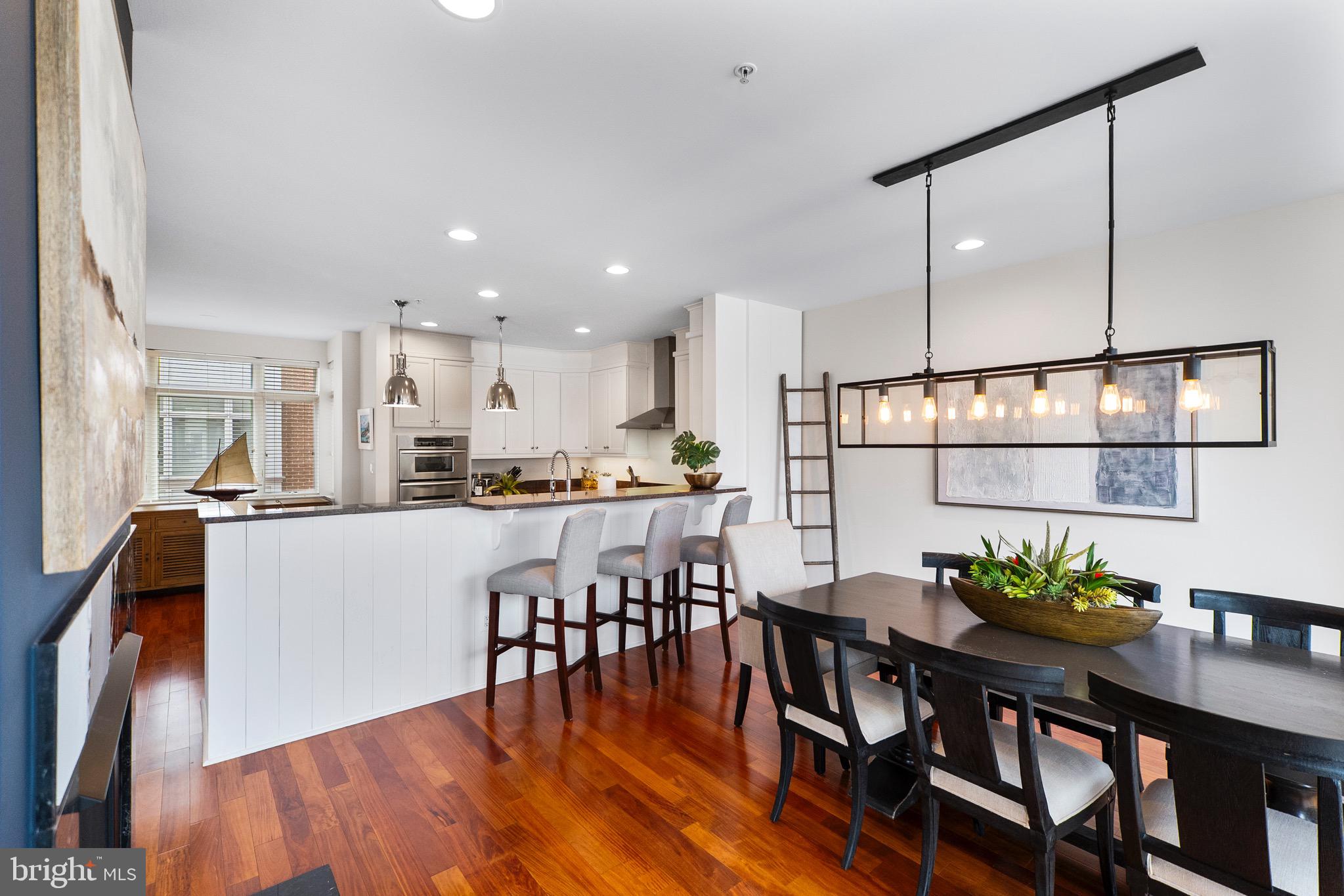 PIER HOMES AT HARBORVIEW - Residential