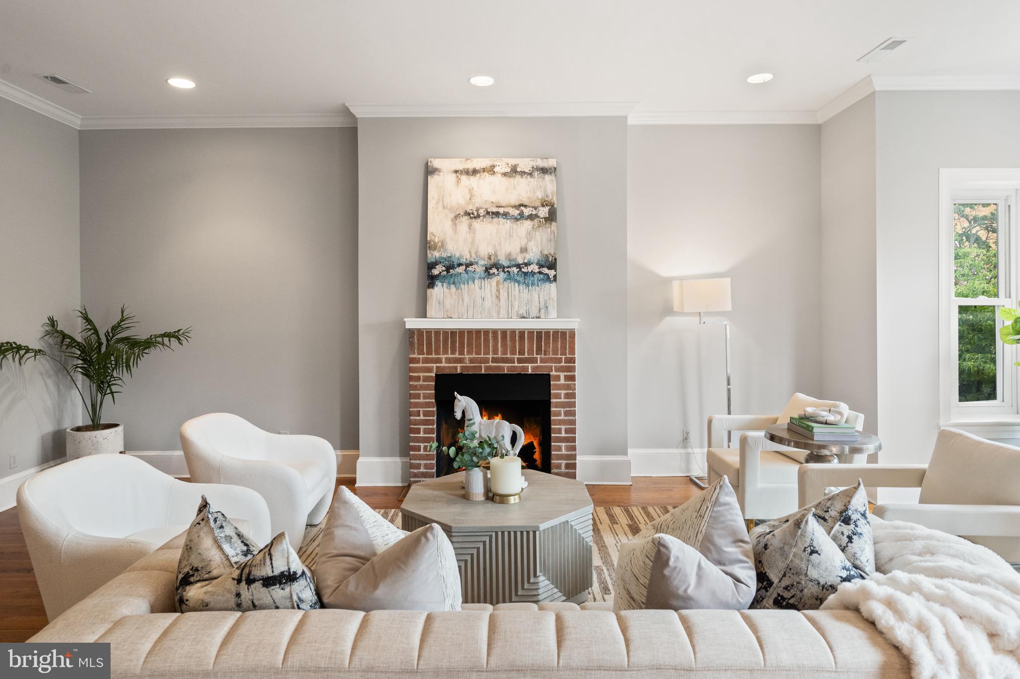 DUPONT CIRCLE - Residential