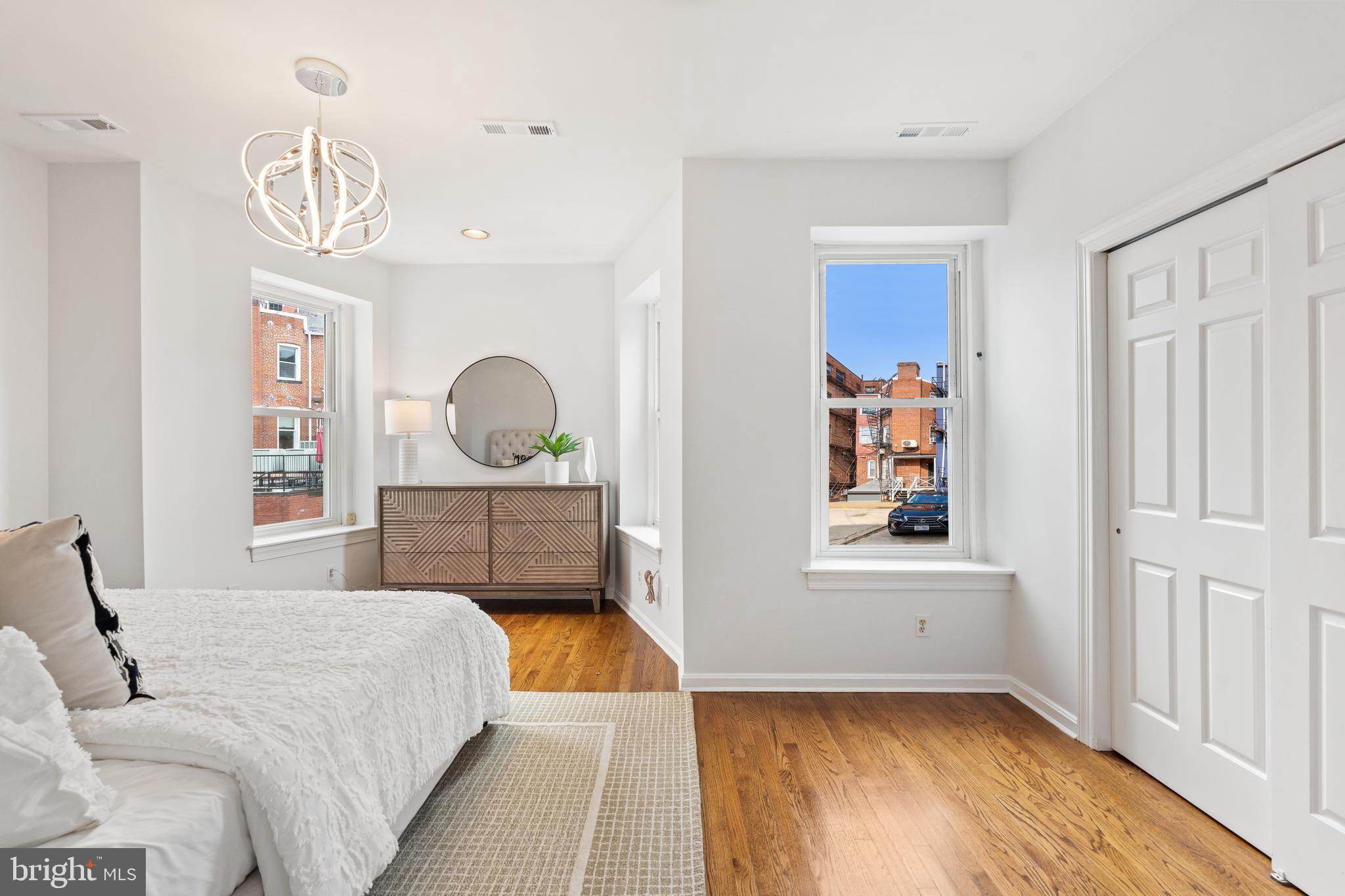 DUPONT CIRCLE - Residential