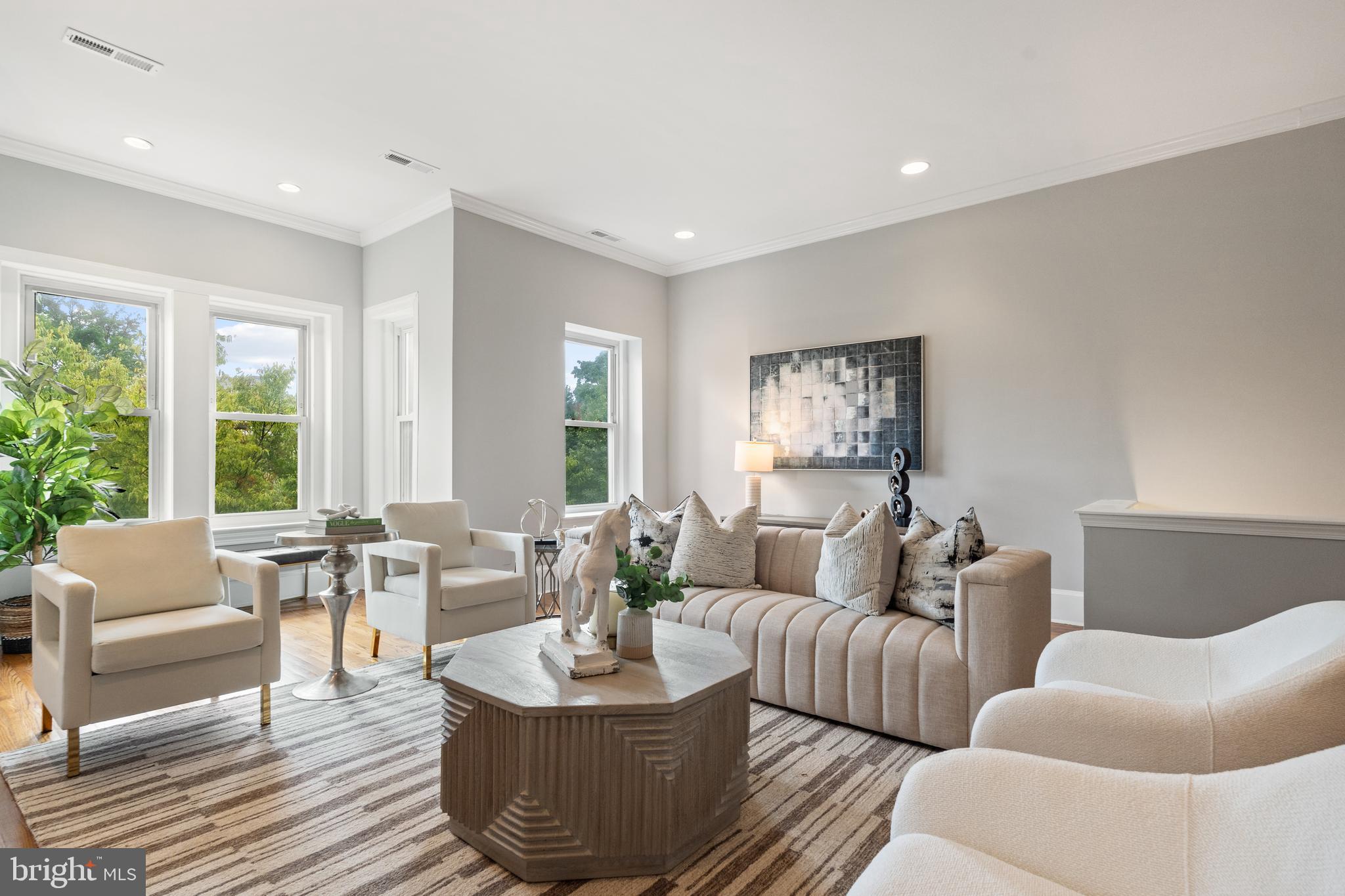 DUPONT CIRCLE - Residential