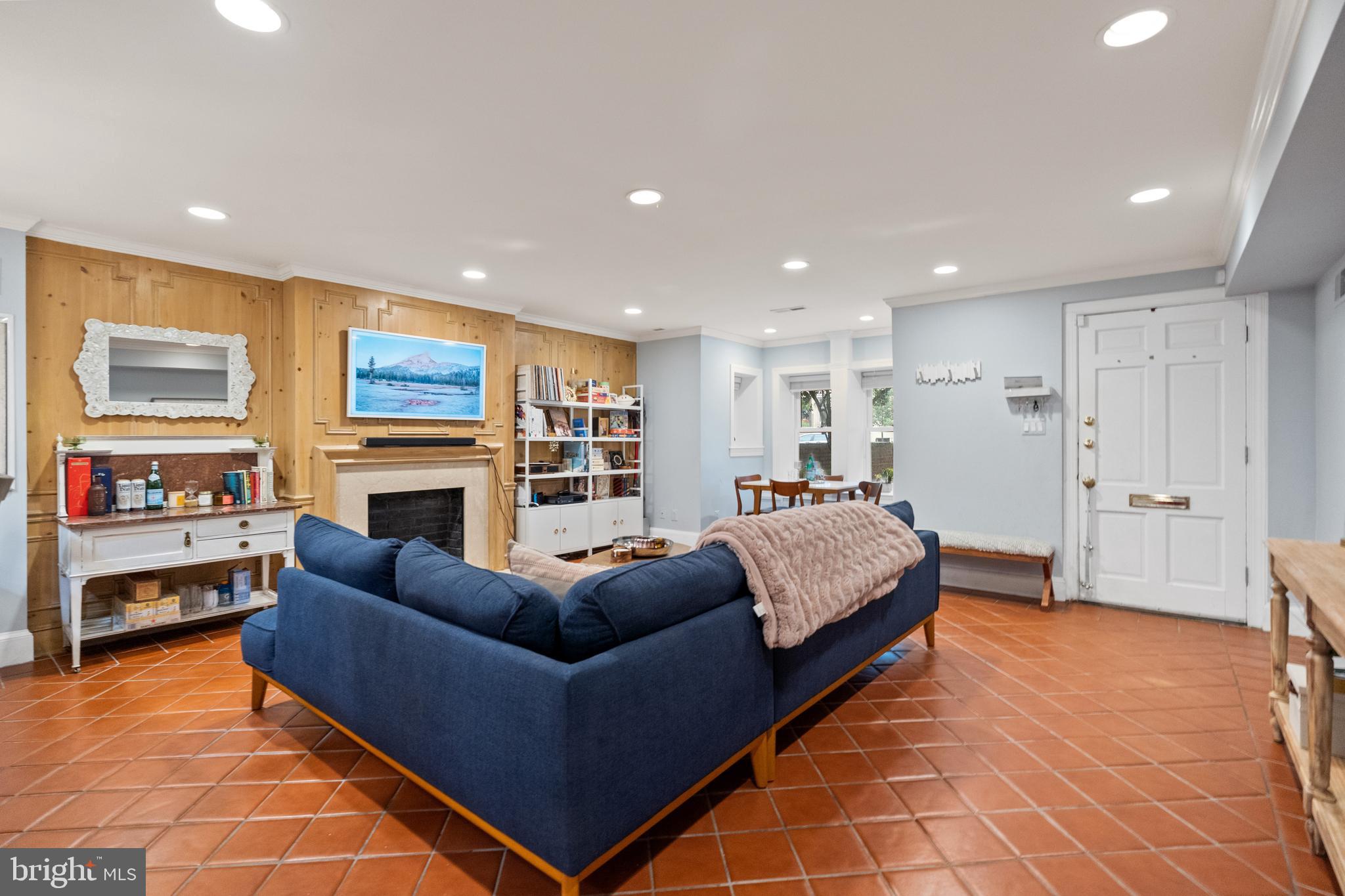 DUPONT CIRCLE - Residential