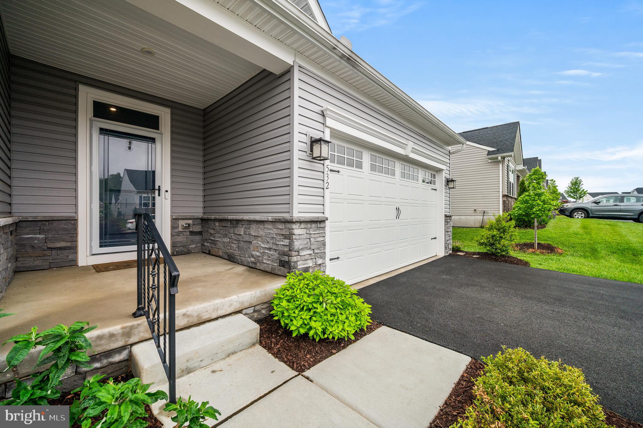 532 CHRISTIANA MANOR DRIVE