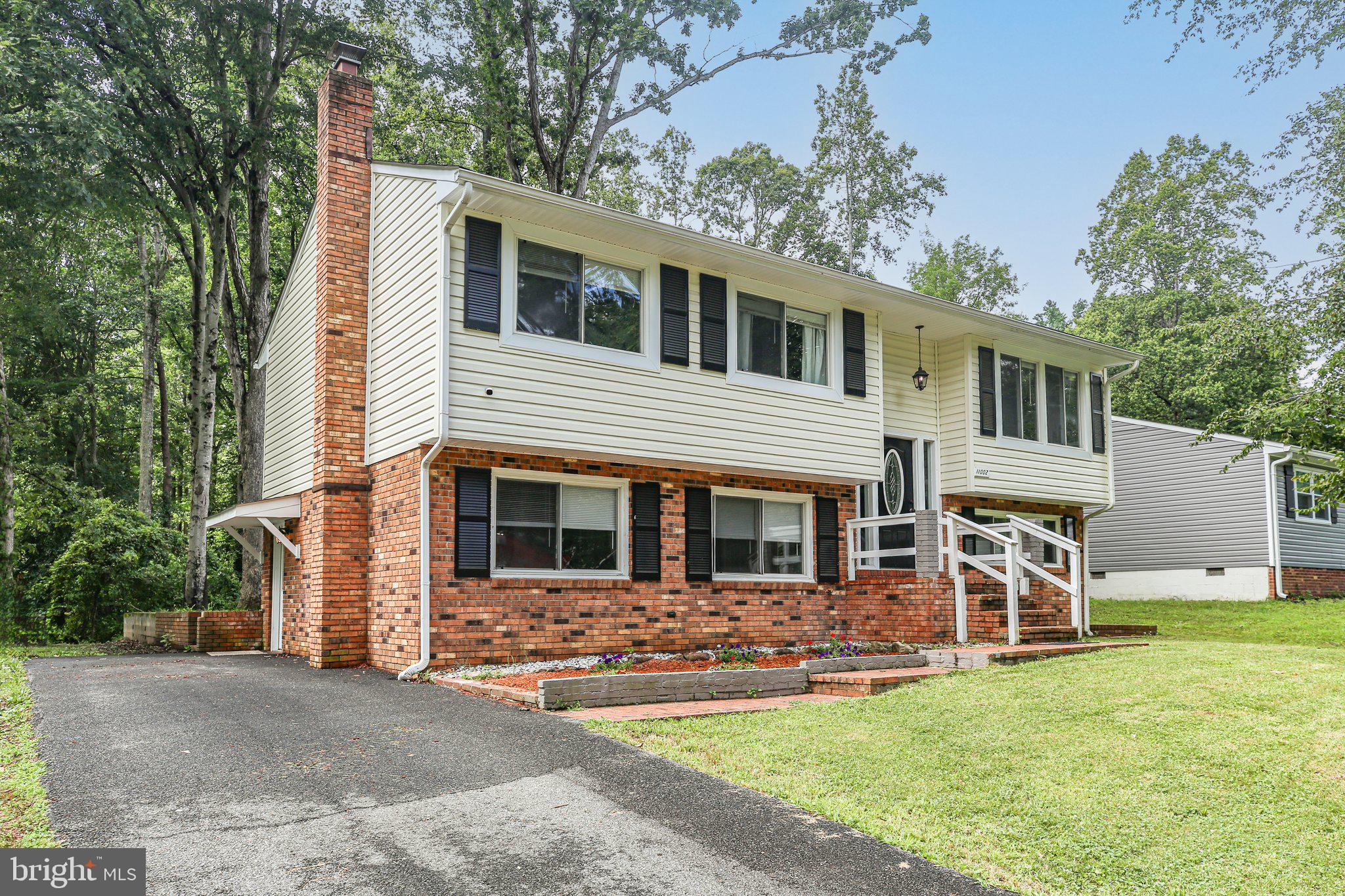 STONEYBROOKE - Residential