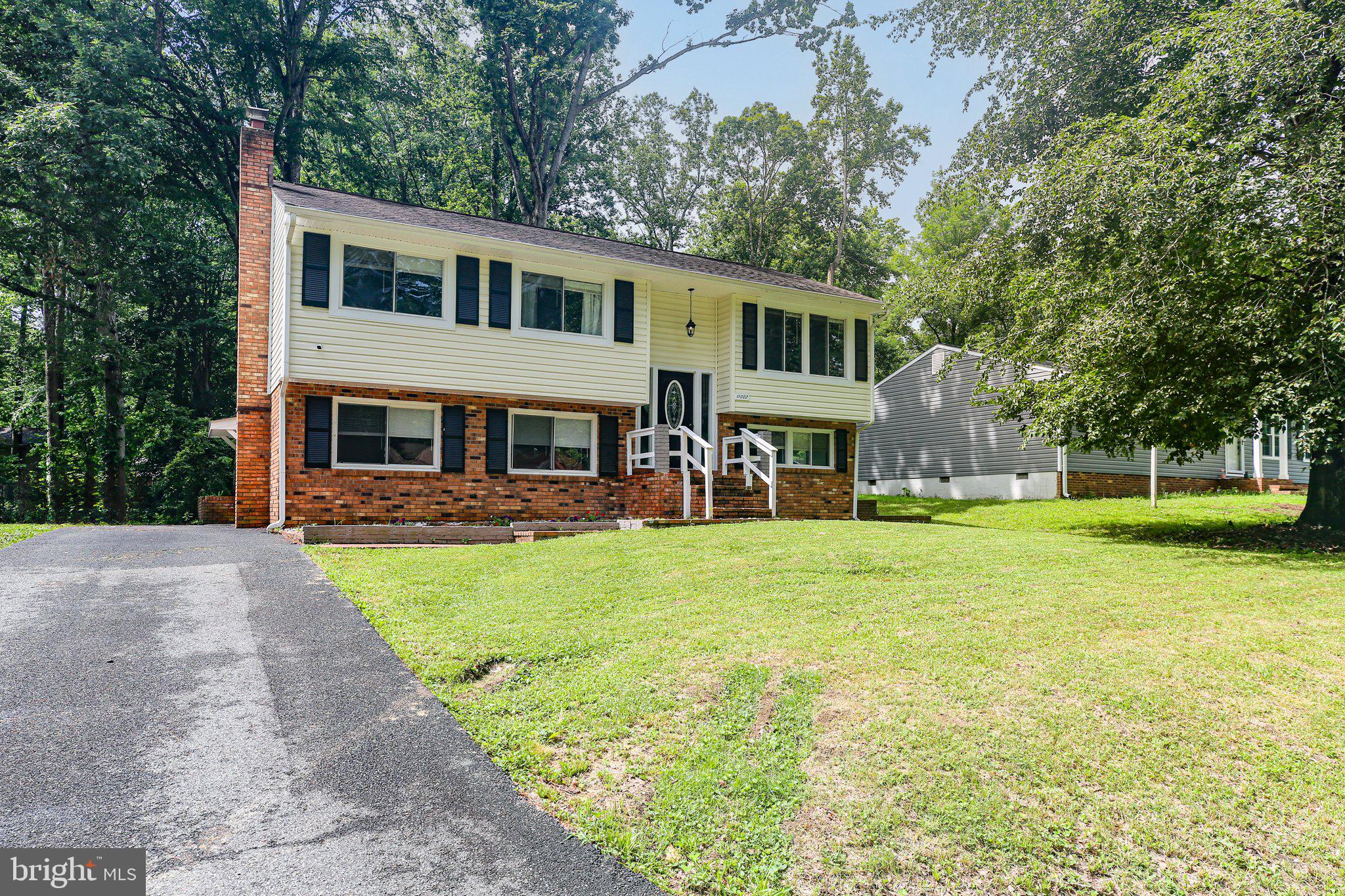 STONEYBROOKE - Residential