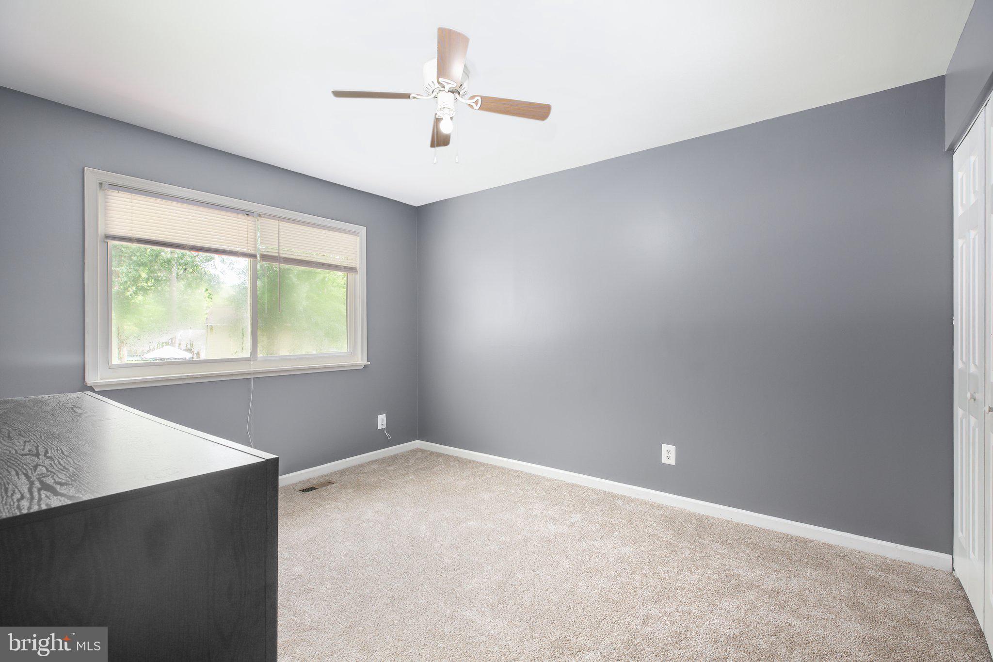 STONEYBROOKE - Residential