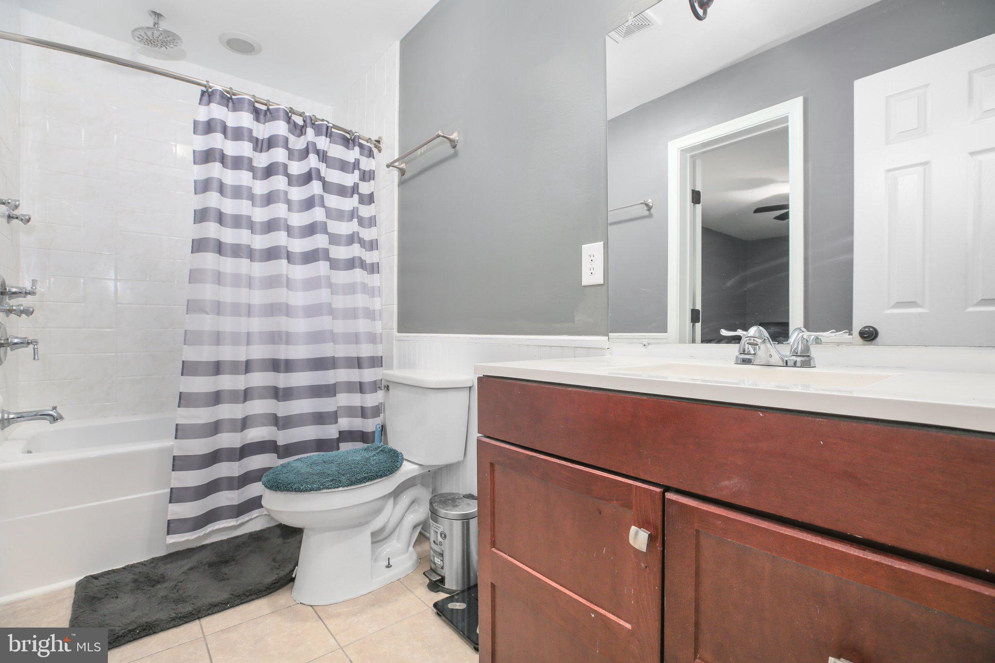 STONEYBROOKE - Residential