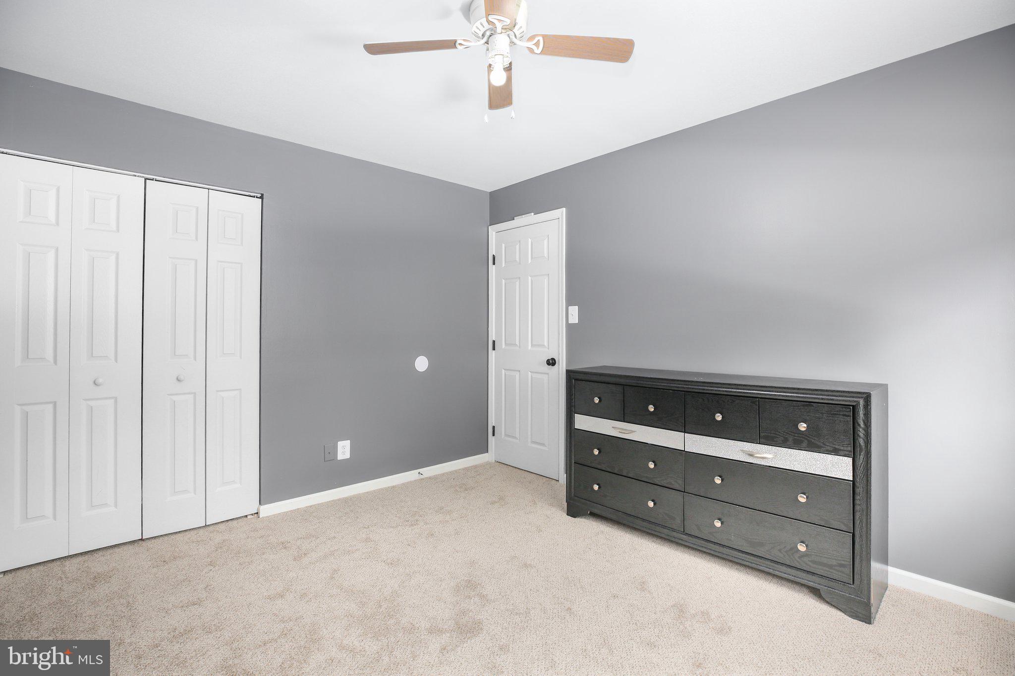 STONEYBROOKE - Residential